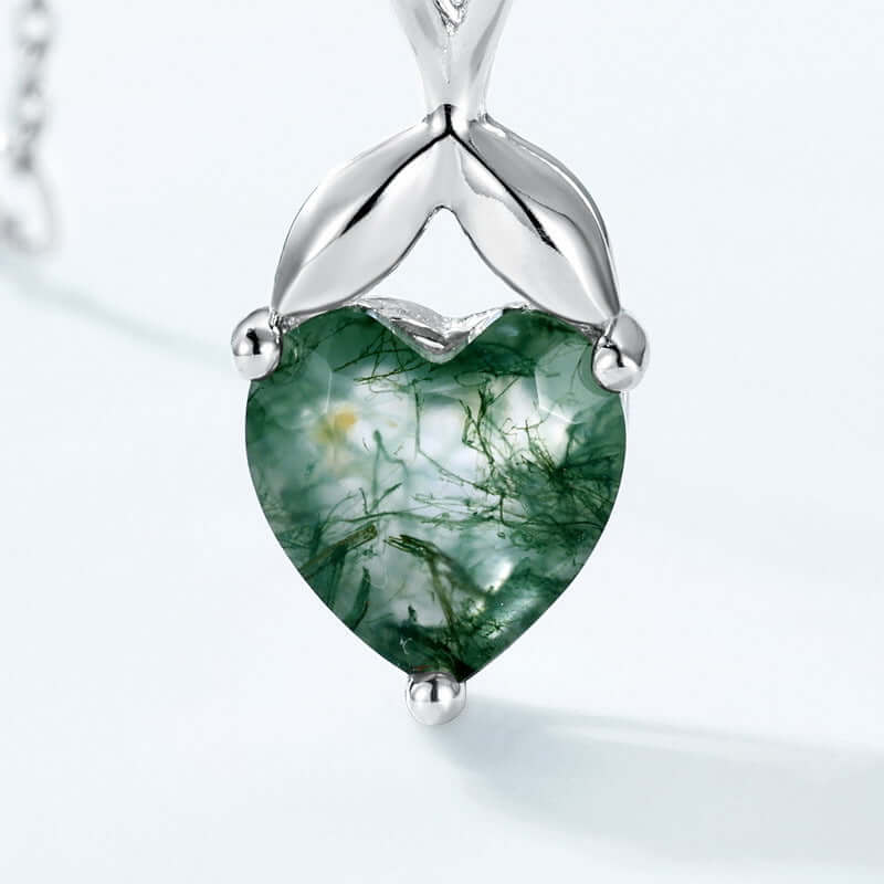 Natural Moss Agate Heart Pendant Necklace for Women - Healing Crystal Jewelry Gift for Her - Perfect for Meditation, Yoga & Spiritual Healing