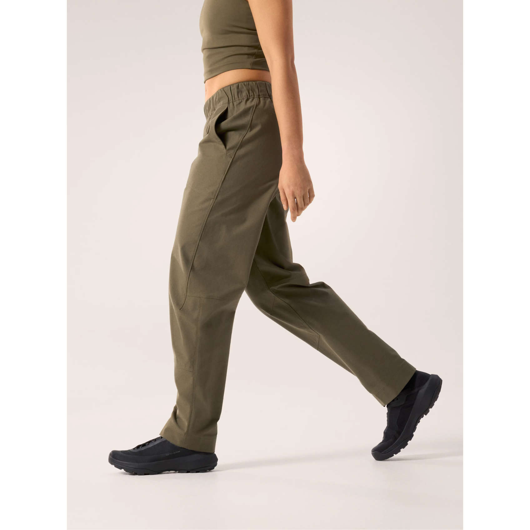 Arc'teryx Women's Kragg Cotton Pants - Lightweight Hiking & Travel Pants for Outdoor Adventures