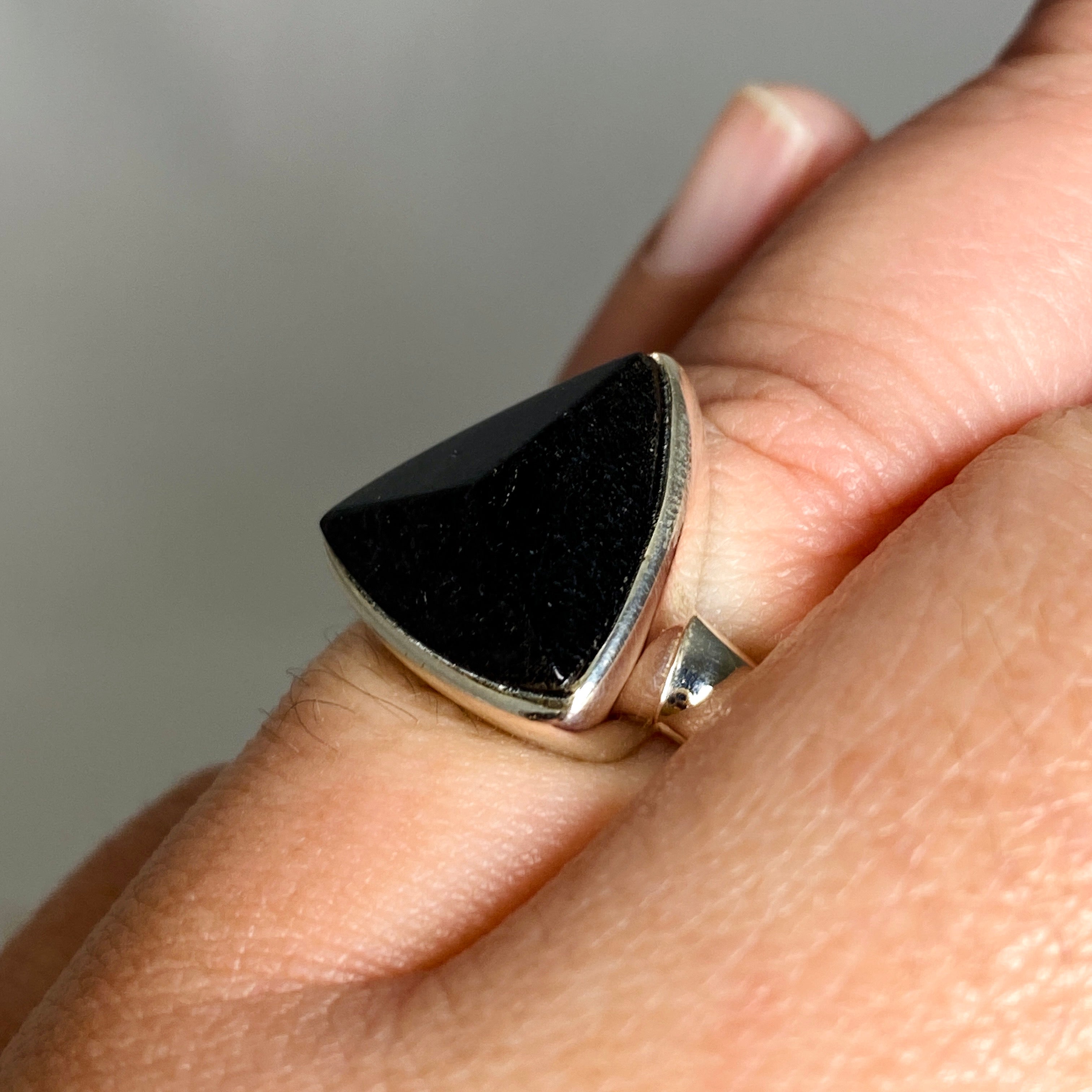 Black Tourmaline Triangular Faceted Ring for Women - Size 10 - PRGJ495 - Elegant Healing Crystal Jewelry for Meditation, Energy Protection & Spiritual Gifts