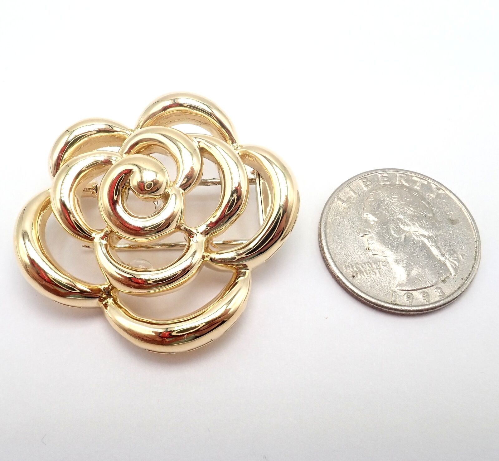 Authentic Van Cleef & Arpels 18k Yellow Gold Camellia Flower Pin Brooch Vintage 1998 - Elegant Jewelry for Women, Perfect for Special Occasions, Weddings & Gift Giving