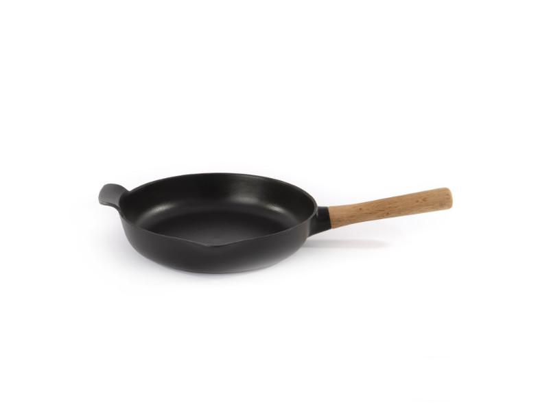 BergHOFF Ron 10.25-Inch Cast Iron Skillet, 2.6Qt Black - Pre-Seasoned Heavy Duty Frying Pan for Stovetop, Oven & Grill - Perfect for Searing Steaks, Frying Eggs & Baking Cornbread