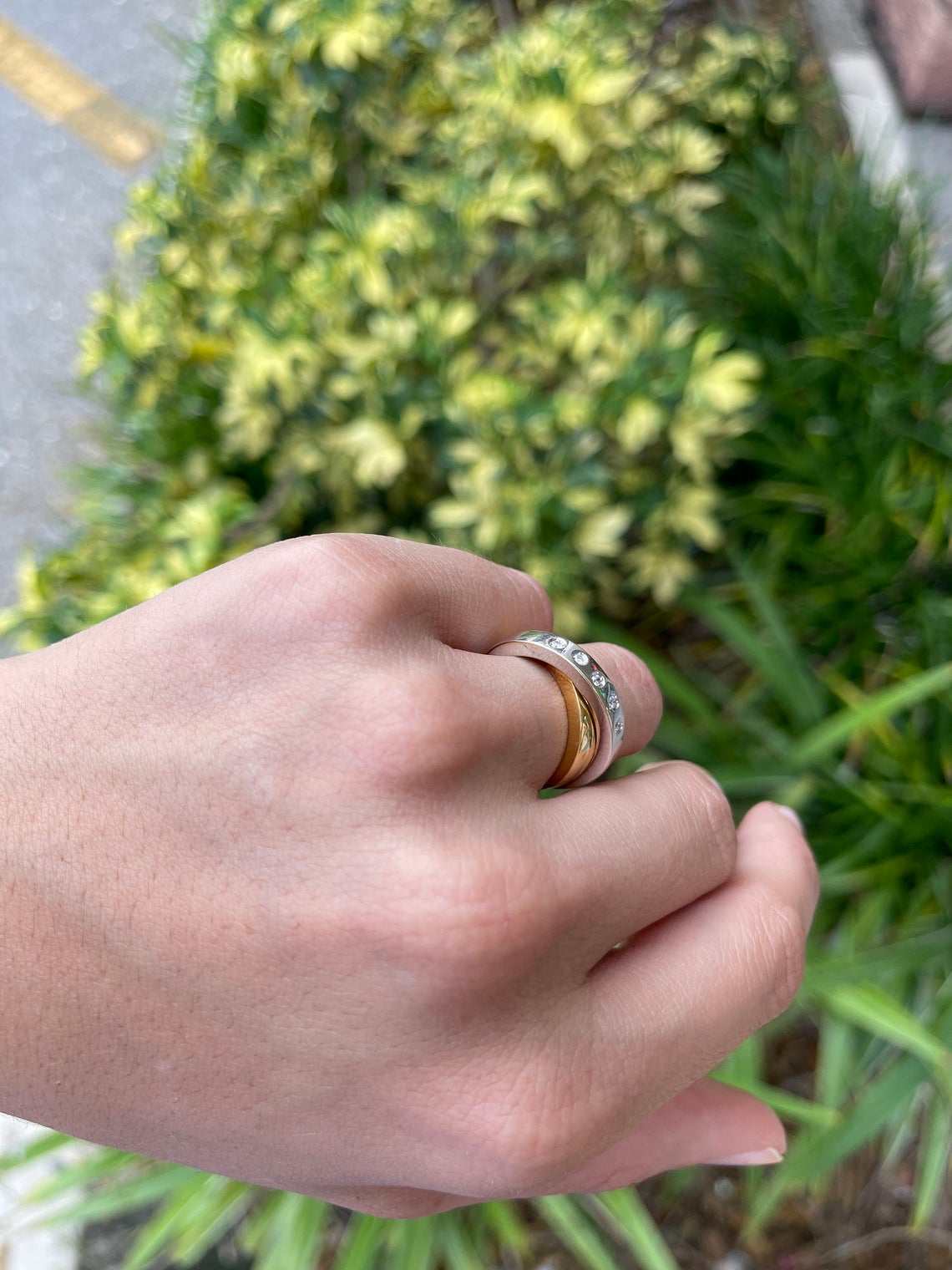 18K Gold Two-Tone Modern Diamond Love Knot Ring for Women - Elegant Jewelry Gift for Anniversary, Valentine's Day & Special Occasions