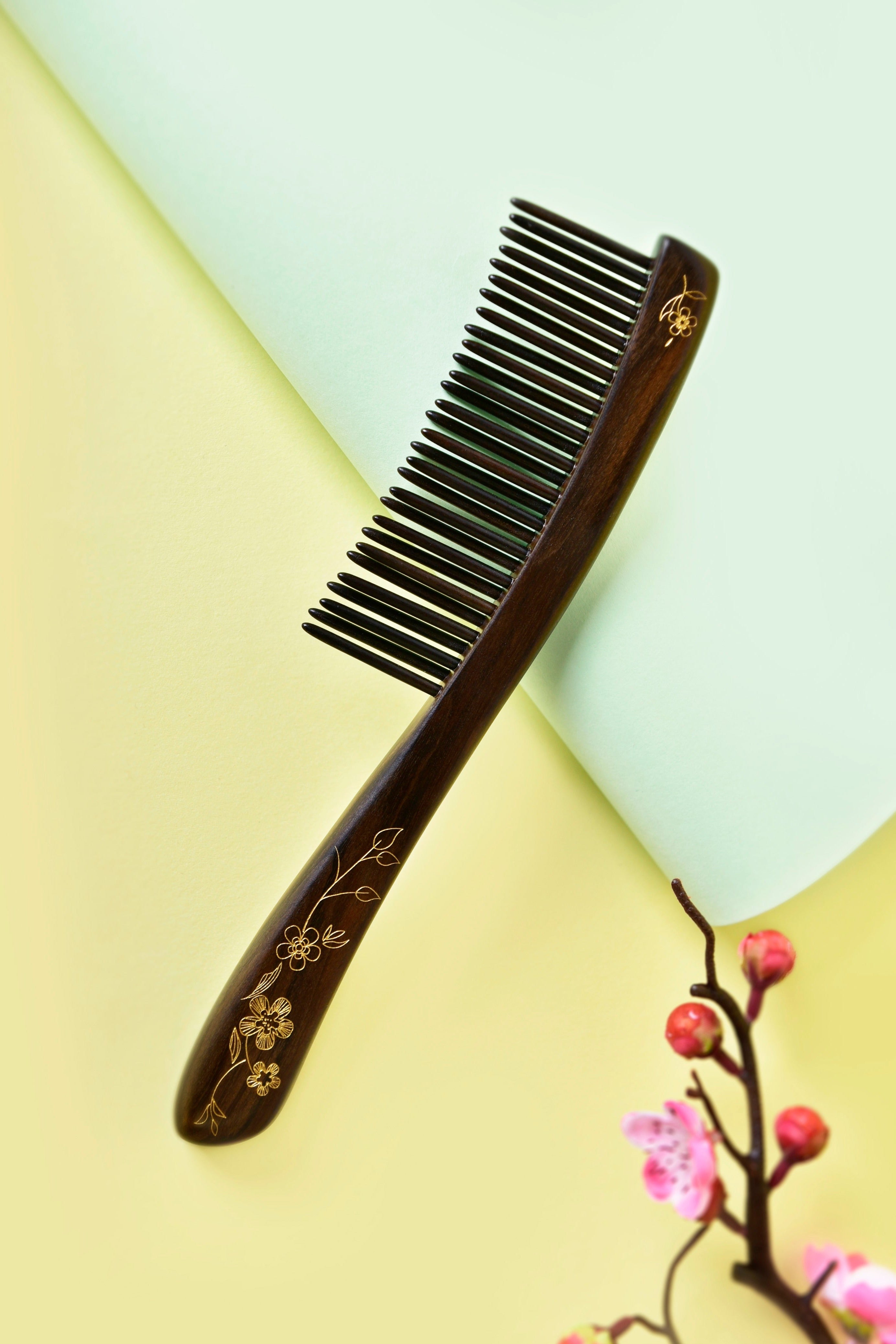 Anti-Slip Teeth Inserted Hair Comb CQCGB0101 - Detangling & Styling for All Hair Types - Perfect for Home, Salon & Travel Use