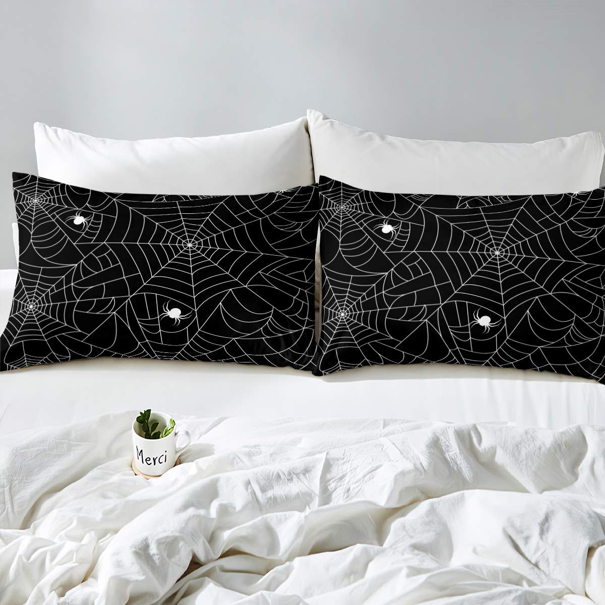 Spider Web Bed Sheet Set for Kids - Halloween Themed Full Size Bedding - Scary Spider Pattern Soft Sheets (Black & White) - Includes Flat Sheet, Fitted Sheet & 2 Pillowcases - Perfect for Halloween Decor, Kids' Room & Themed Sleepovers