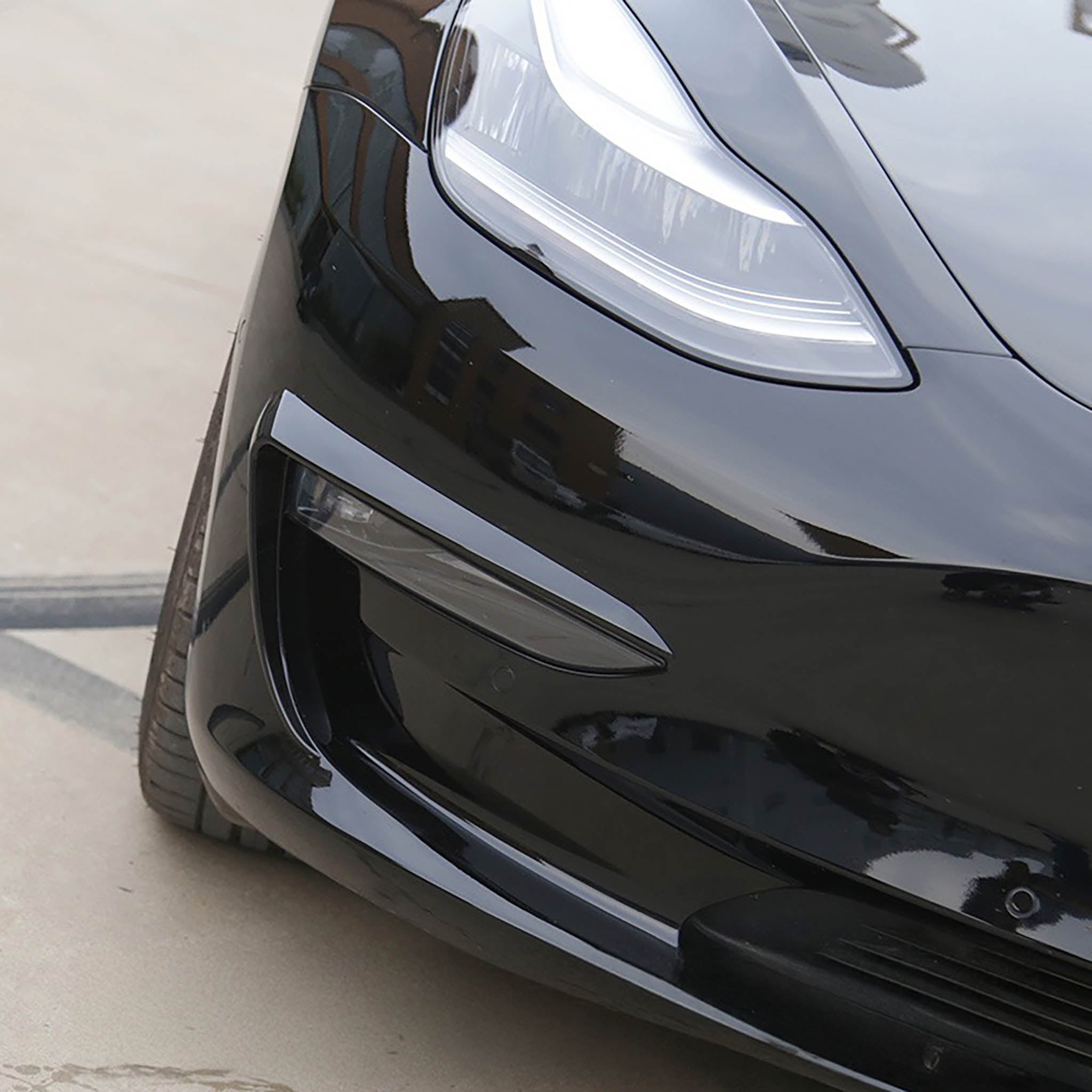 Premium ABS Plastic Fog Light Trim for Tesla Model 3 & Y - Durable Car Accessories for Enhanced Style & Night Visibility | Perfect for Road Trips & Night Driving