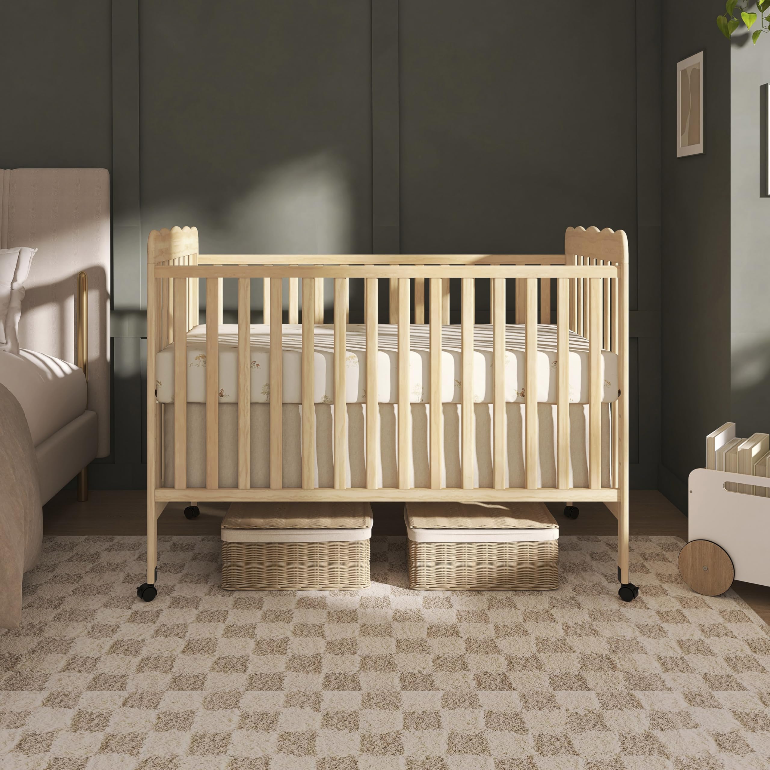 Dream On Me Carson Classic 3-in-1 Convertible Crib in Natural - Safe Baby Crib for Nursery, Toddler Bed & Daybed - Perfect for Newborns to Toddlers in Modern Homes