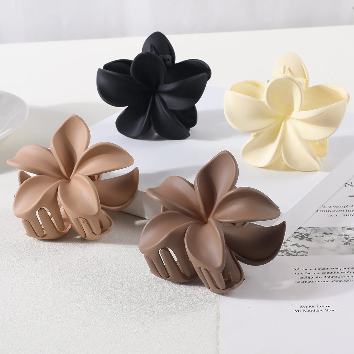 Tiare Flower Crab Claw Hair Clip - Elegant Winter Hair Accessory for Parties, Weddings & Special Occasions