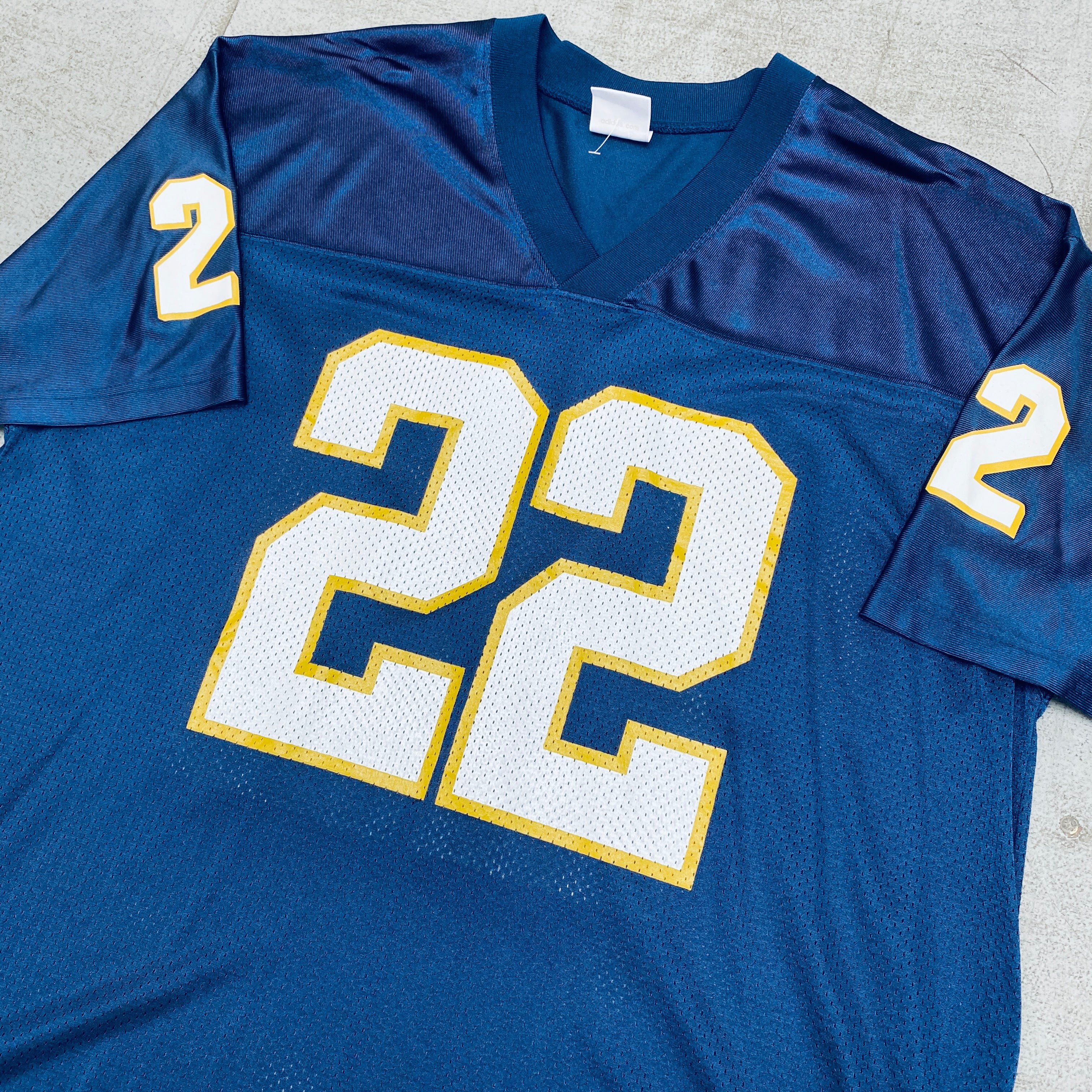 Official Adidas Notre Dame Fighting Irish #22 Replica Jersey - XL Size for Men | Perfect for Game Day, Tailgating & College Football Fan Gear