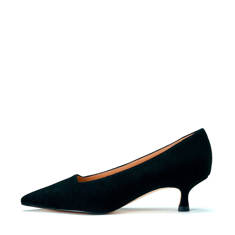Andrea Black - Premium Women's Fashion Apparel | Stylish & Comfortable Dresses, Tops & Bottles for Casual & Office Wear | Shop Now for Trendy Outfits