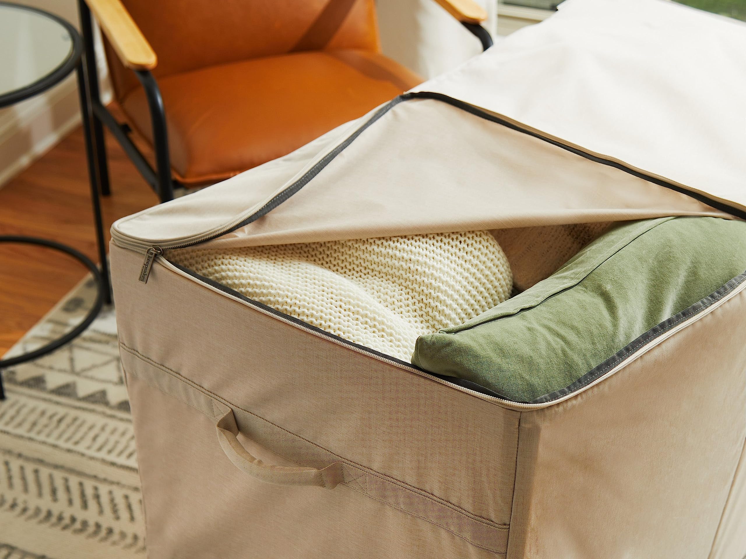 Covermates Keepsakes Rolling Structured Storage Bag – Heavy Duty Polyester with Padded Handles & Dual Zipper – Closet Organizer for Blankets, Quilts, Comforters – Beige Heather for Bedroom, Nursery, or Dorm Storage