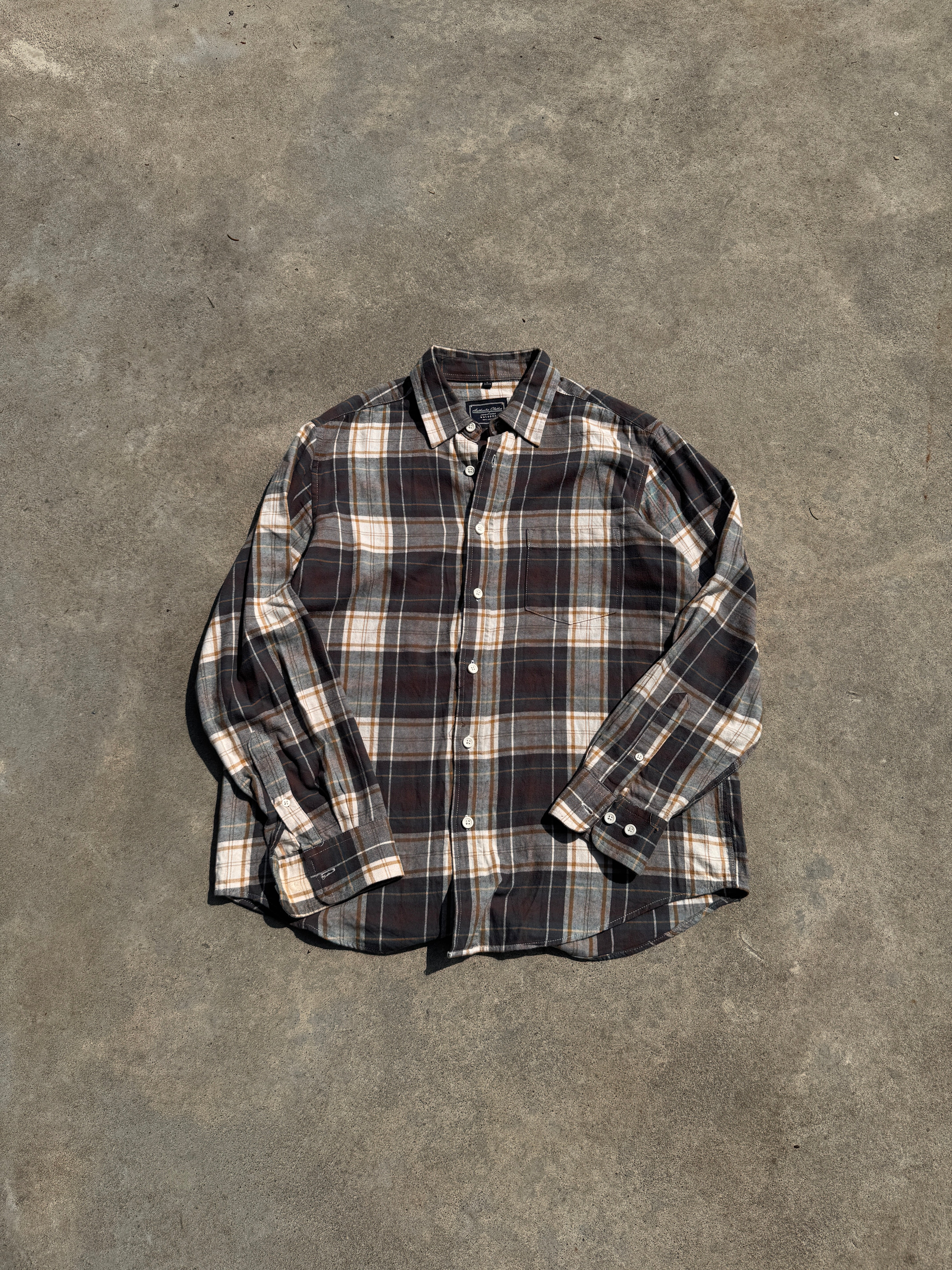 Soft & Cozy Flannel Shirt for Men & Women - Plaid Long Sleeve Button Down Shirt - Perfect for Fall, Winter & Outdoor Activities - Camping, Hiking & Casual Wear