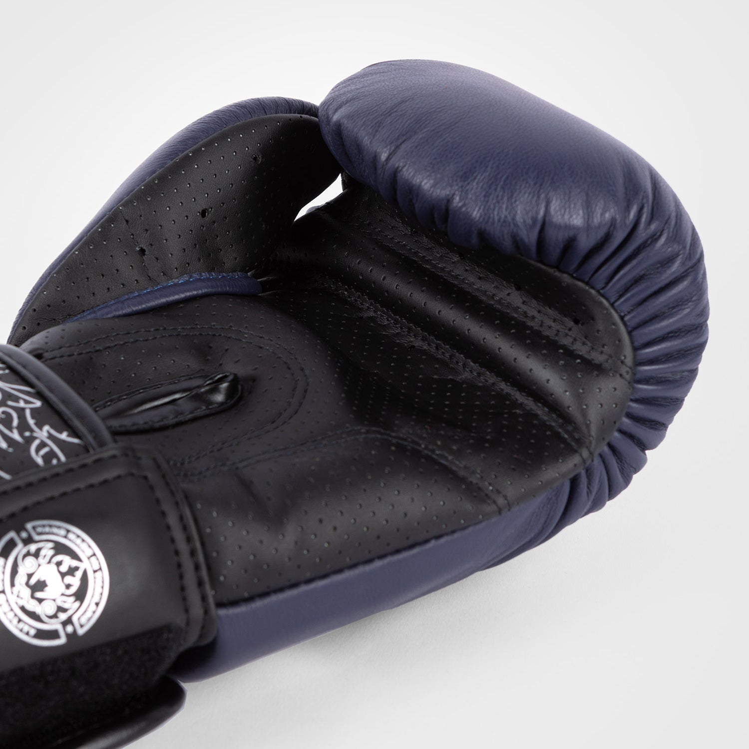 VENUM Power 2.0 Boxing Gloves for Men & Women - Navy Blue/Black MMA Training Gloves - Premium Leather Punching Bag Gloves for Boxing, Kickboxing & Muay Thai Training