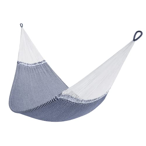 Vineyard Haven- Navy Blue and White