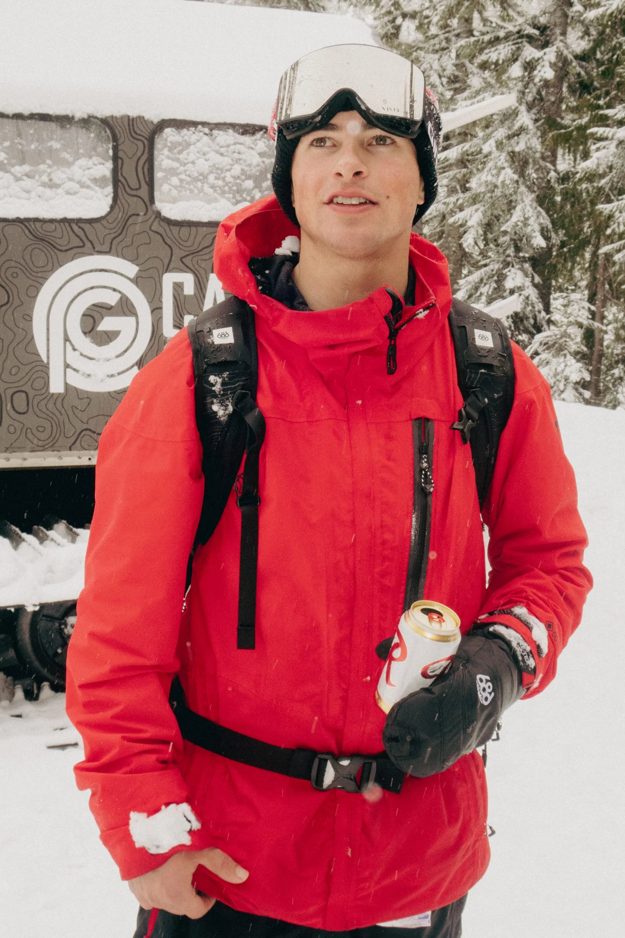 686 Gore-Tex GT Shell Jacket 2025 - Waterproof Windproof Ski Jacket for Men & Women - True Red - Perfect for Skiing, Snowboarding & Winter Outdoor Activities