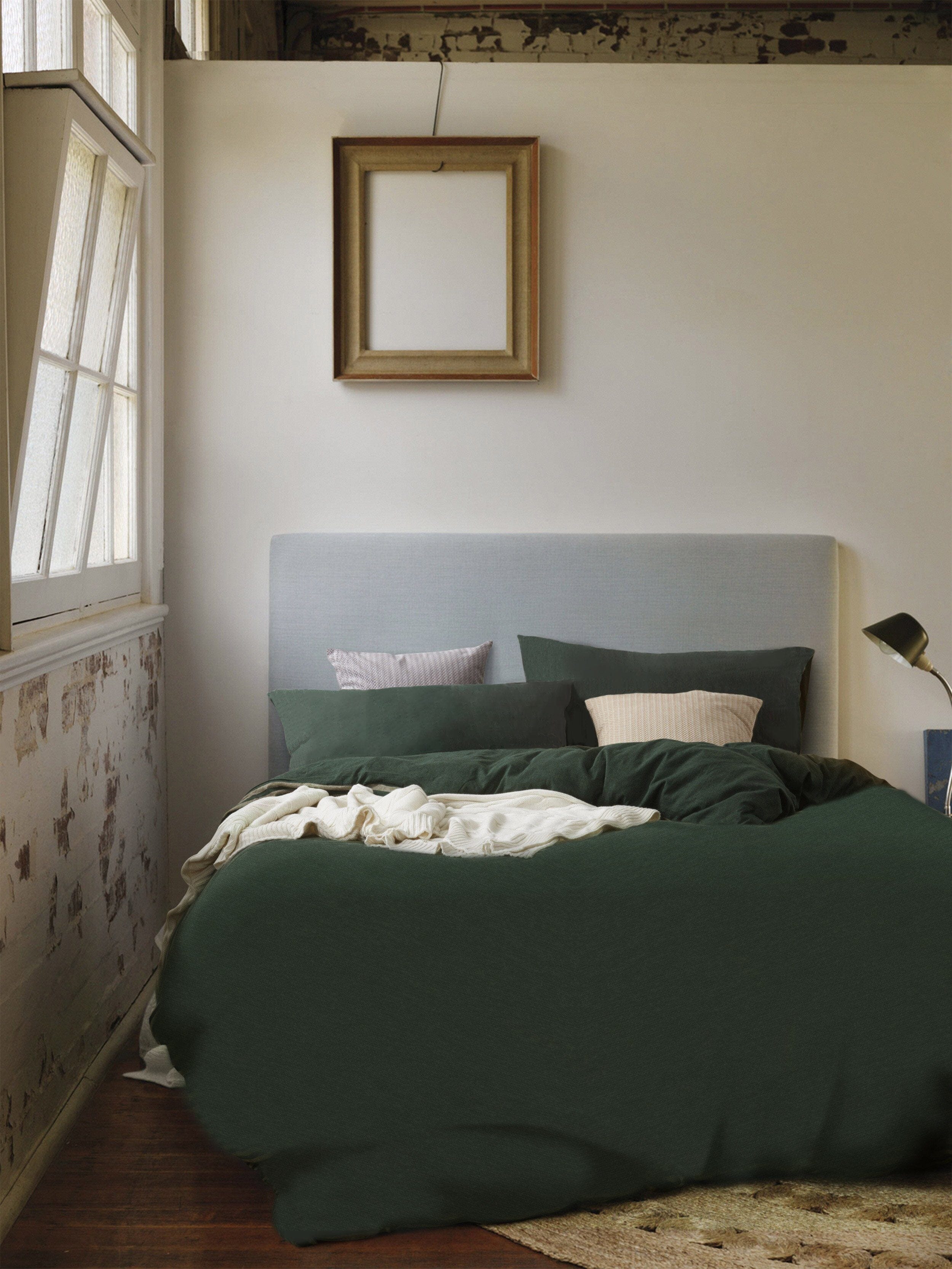 Premium 100% Cotton Verde Green Jersey Bedding Set - Soft & Breathable Queen/King Size Sheet Set for Comfortable Sleep - Perfect for Home, Hotel, and Guest Room Use