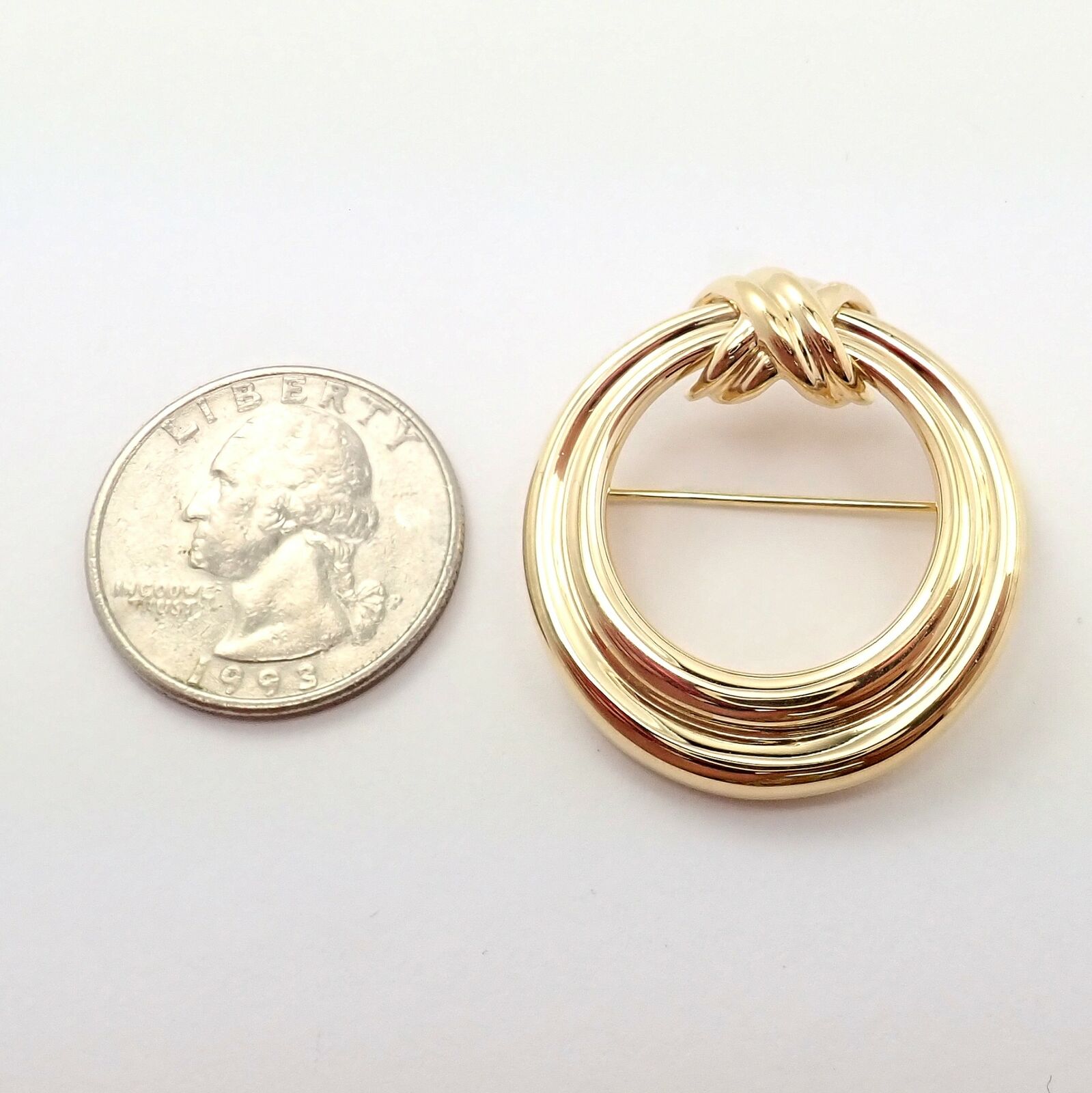 Authentic Tiffany & Co 18k Yellow Gold Large X and O Open Circle Pin Brooch - Elegant Jewelry for Women, Perfect for Weddings, Parties & Special Occasions