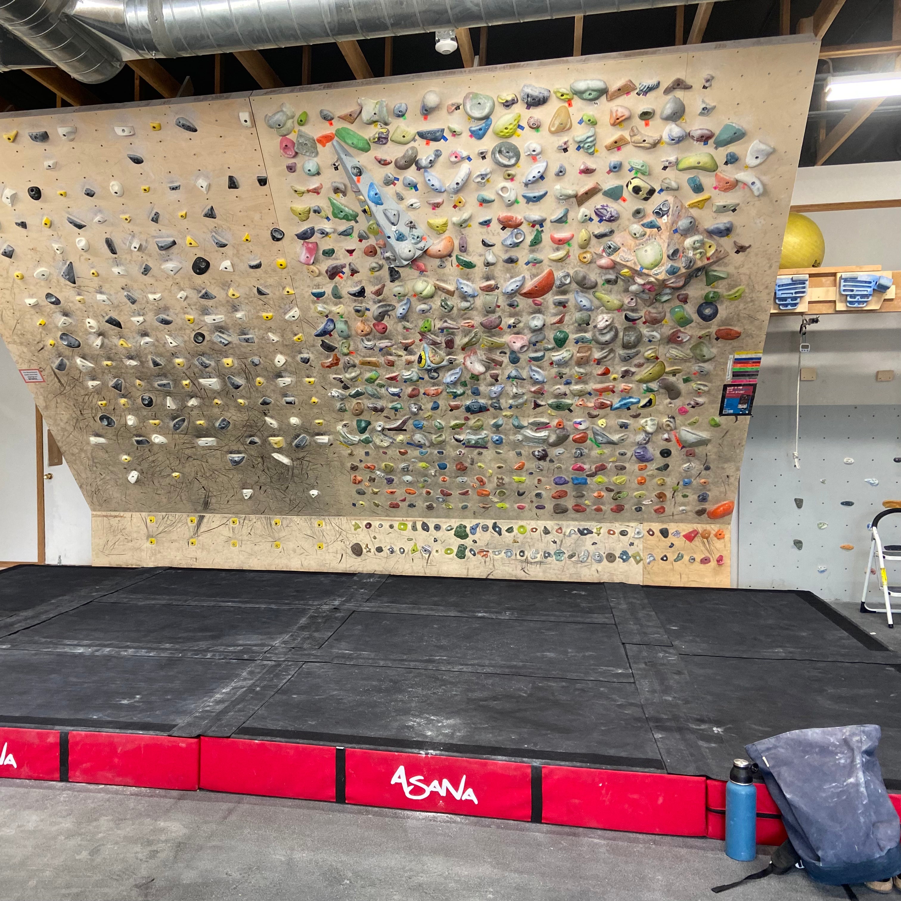 48x48x8 Modular Pad - Durable & Versatile Flooring Solution for Home Gym, Playroom, and Garage - Non-Slip Interlocking Tiles for Exercise Mats, Kids Play Area, and Workshop Flooring