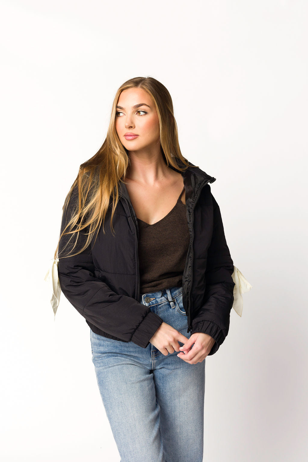 Andy Bow Cropped Puffer Jacket Women's Winter Coat - Lightweight Quilted Jacket with Hood, Waterproof Windbreaker for Outdoor Activities, Hiking & Travel | Black