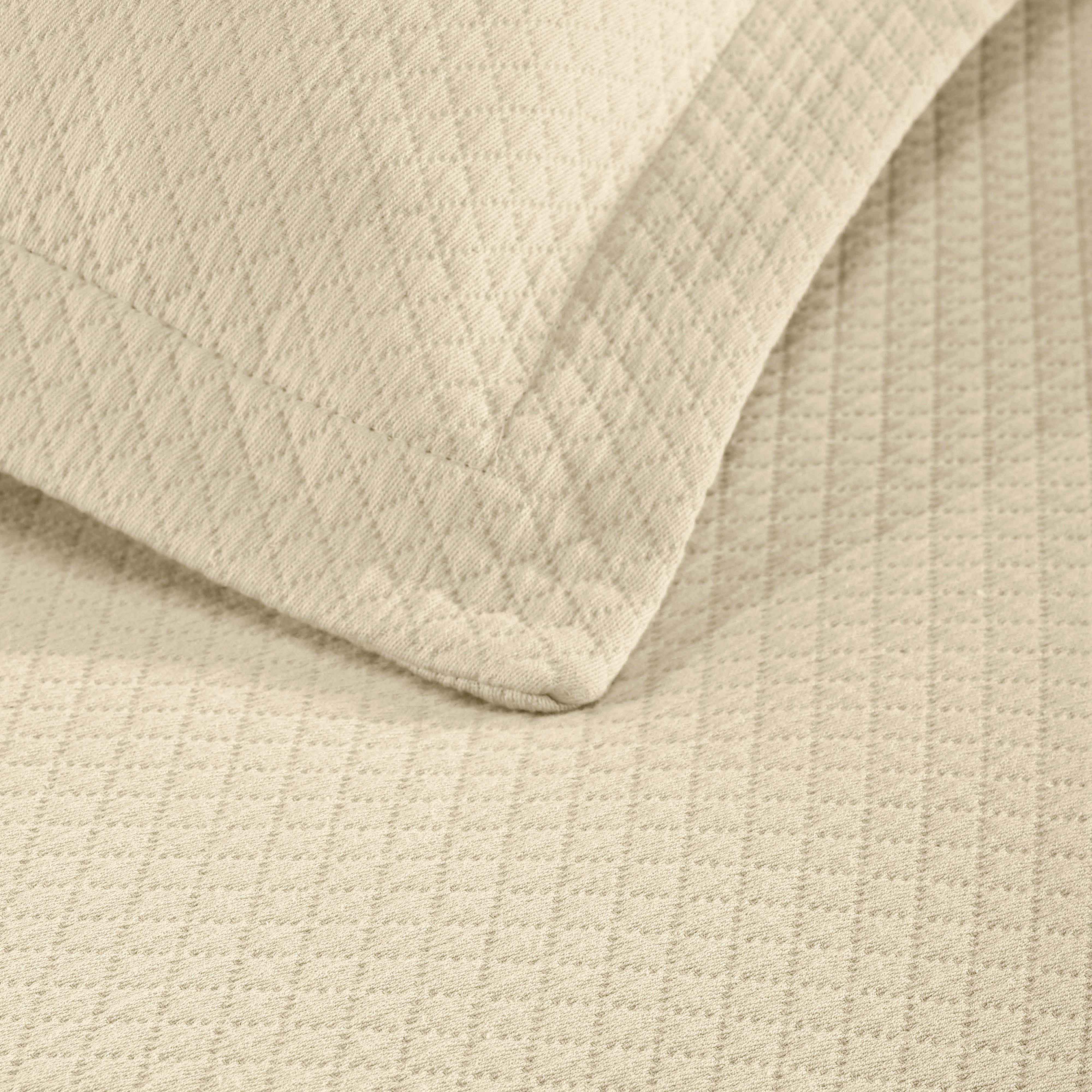 Luxury Jacquard Matelassé Cotton Diamond Solitaire Bedspread Set - Queen Size Bedding Coverlet for Master Bedroom, Guest Room & Hotel Decor