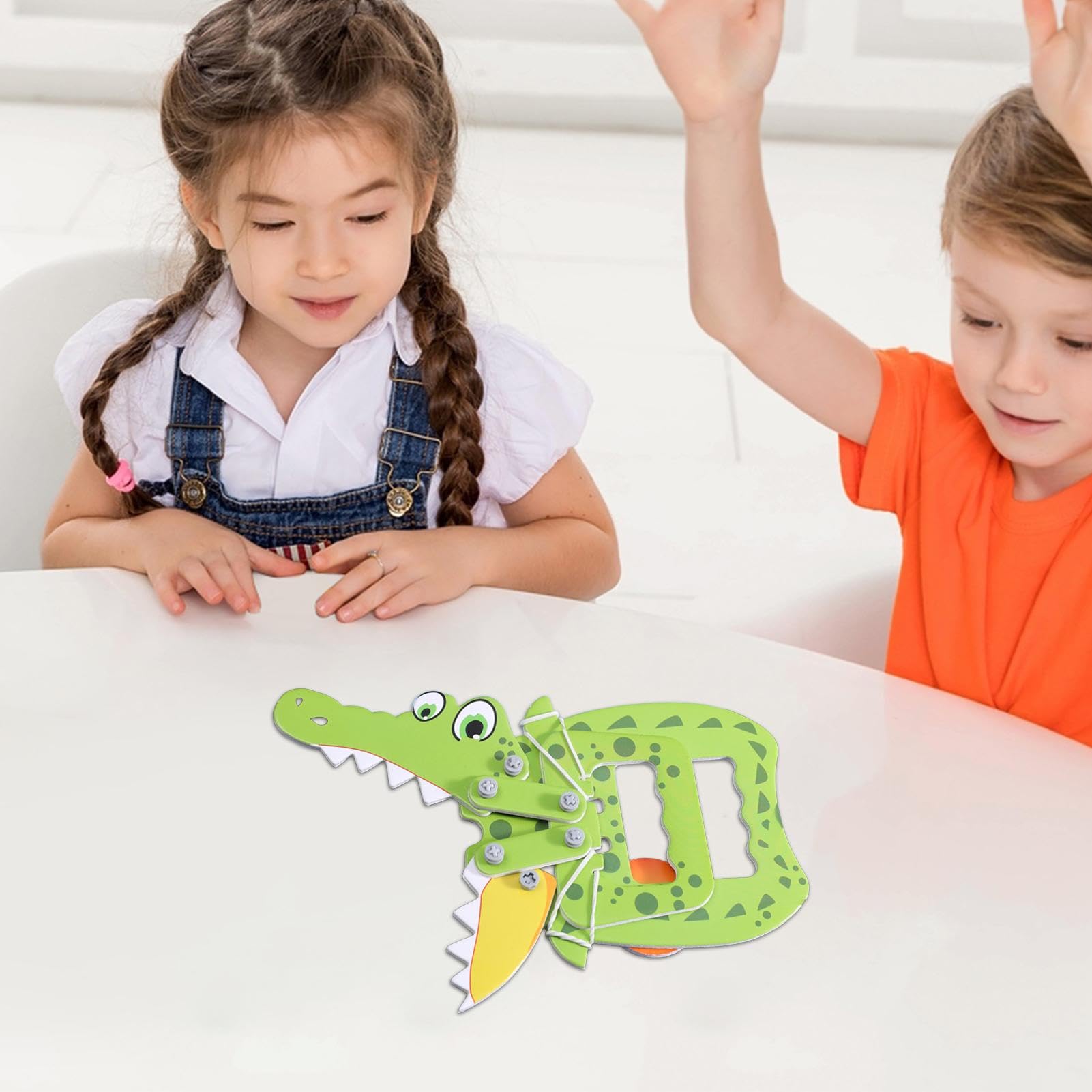 Vriusi Crocodile Toys - Realistic Alligator Animal Model for Kids, Educational Preschool Classroom Party Favors, Interactive Crocodile Games & Learning Toys - Perfect for Birthday Gifts, STEM Activities, and Animal-Themed Playtime