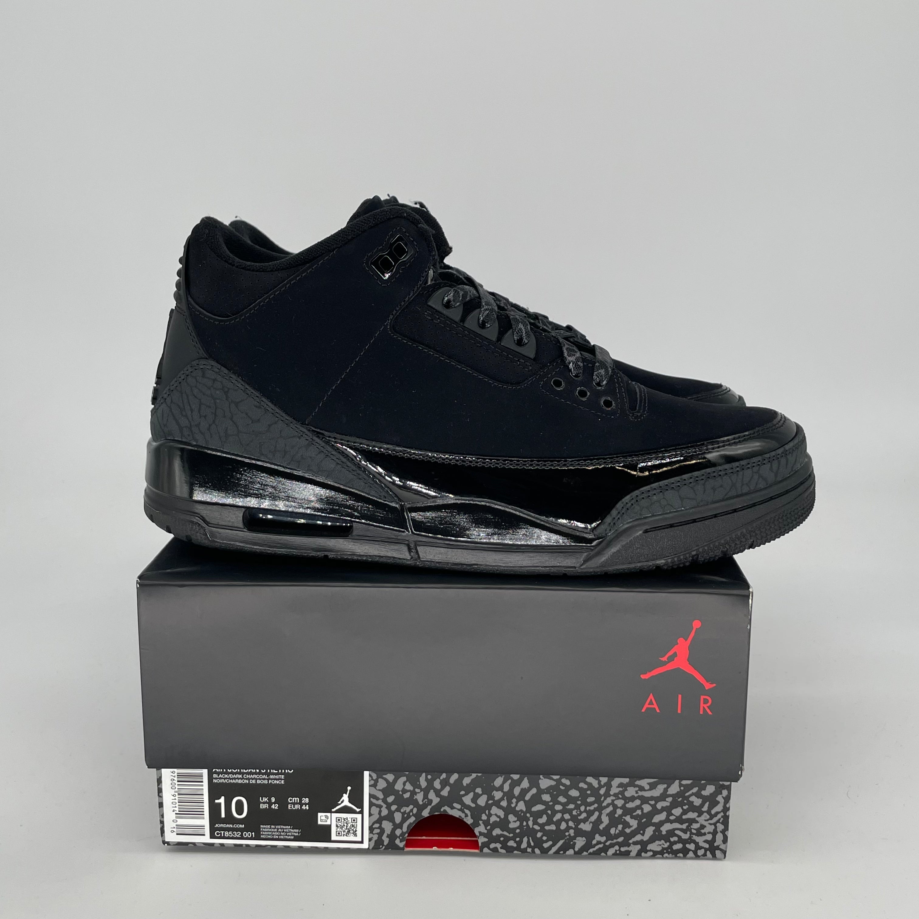 AIR JORDAN 3 Black Cat Men's Basketball Shoes Size 10/11.5W - Style CT8532-001 | Retro Sneakers for Streetwear & Casual Outfits