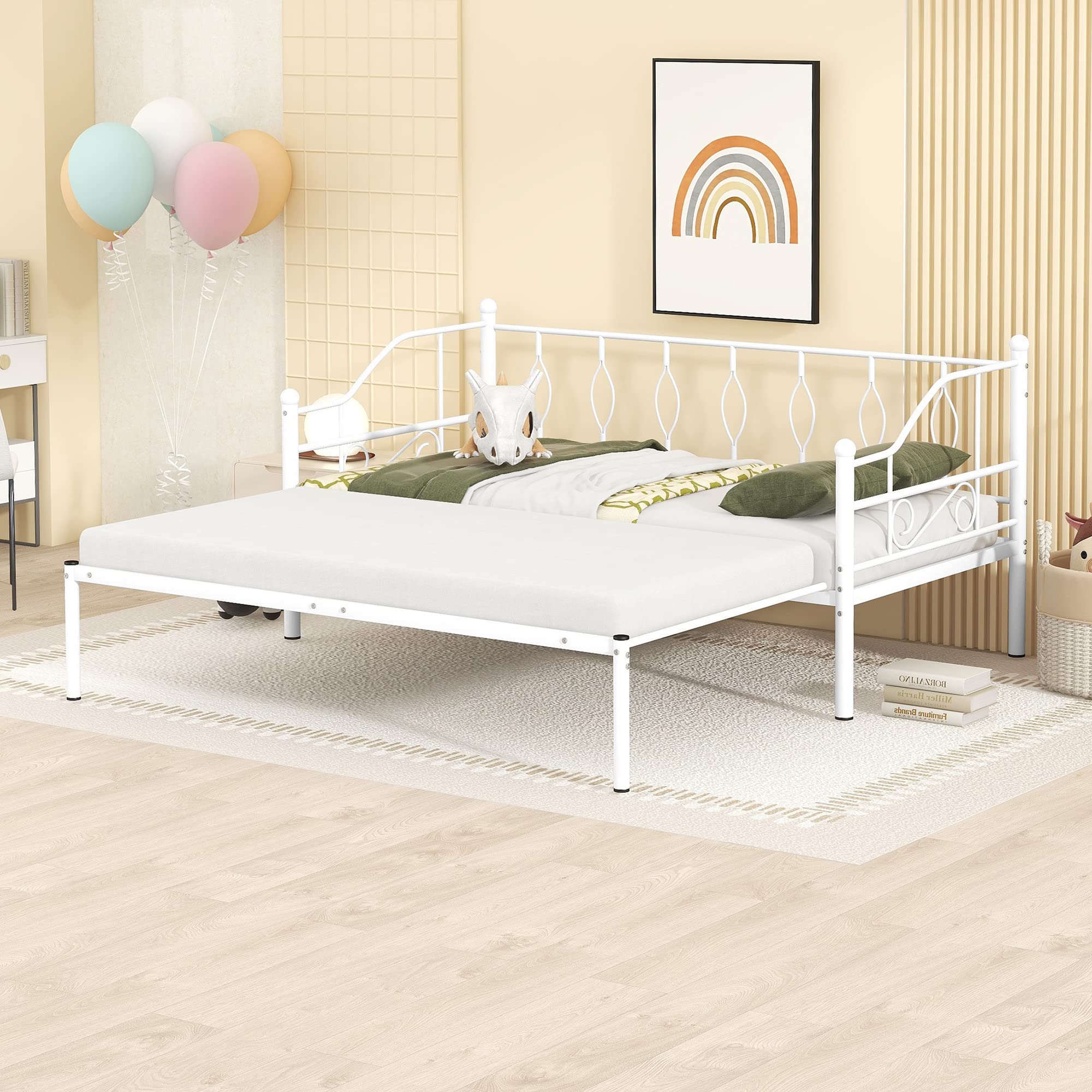 Twin Size Daybed with Trundle - Heavy Duty Metal Frame & Pull-Out Bed - Space Saving Sleeper Solution for Living Room, Guest Room & Small Spaces (White) - Perfect for Sleepovers, Studio Apartments & Multi-Purpose Rooms