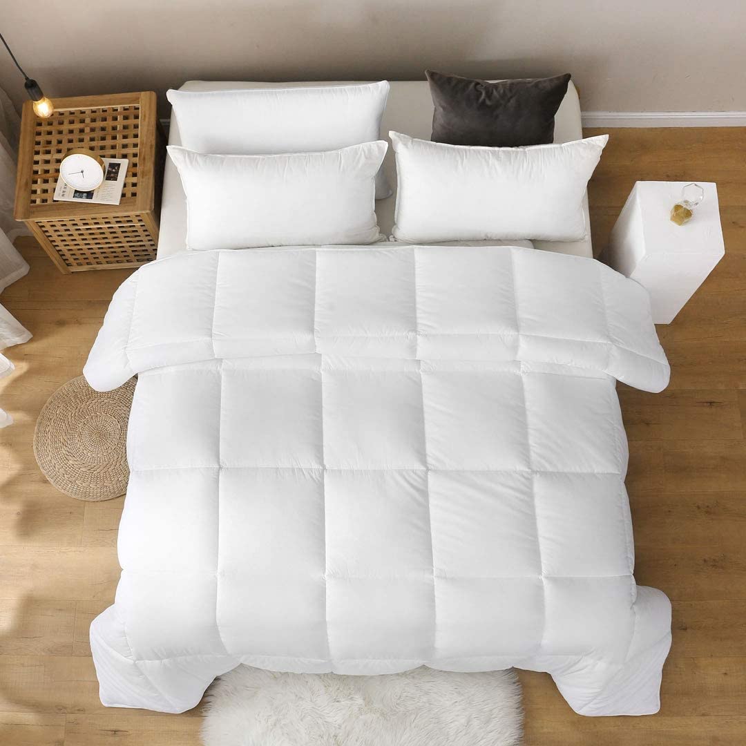 Lightweight Pinch Pleated 100% Cotton Comforter - All Season Down Alternative Quilted Bedding | Soft & Breathable for Hot Sleepers | Cooling Comforter for Summer & Warm Weather (Full/Queen Size, Dark Grey) | Perfect for Guest Rooms, Dorms & Airbnbs