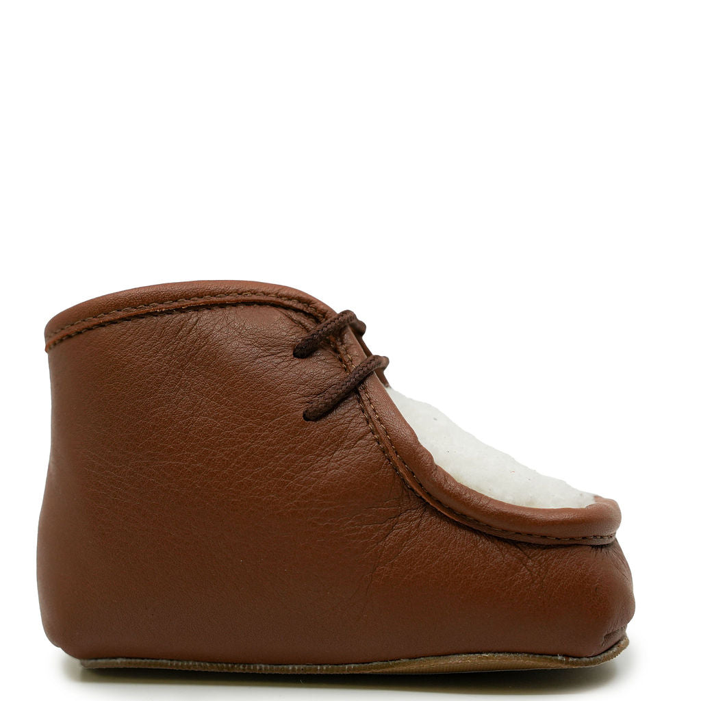 Pepe Brown and White Shearling Softsole Baby Shoes - Warm & Cozy for Newborns & Toddlers - Perfect for Winter, Indoor & Outdoor Use