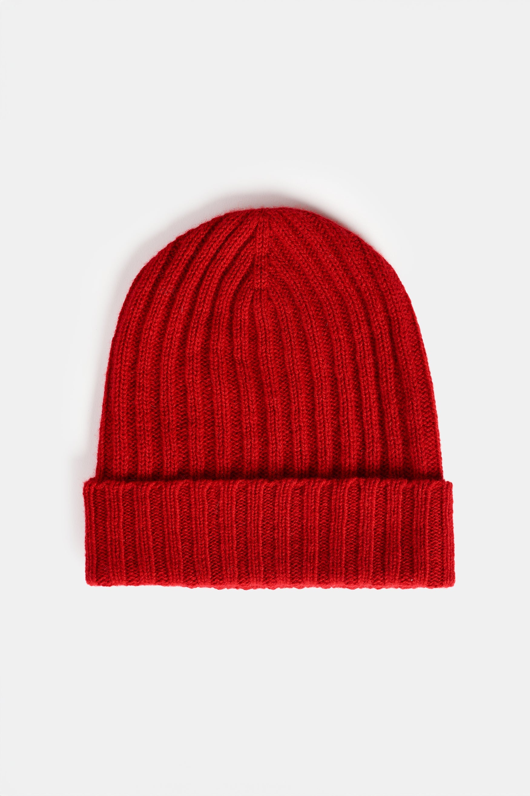 Premium Lambswool Beanie Hat for Men & Women - Soft Winter Knit Cap in Classic Red | Cozy Outdoor Activities, Skiing, Snowboarding & Casual Wear