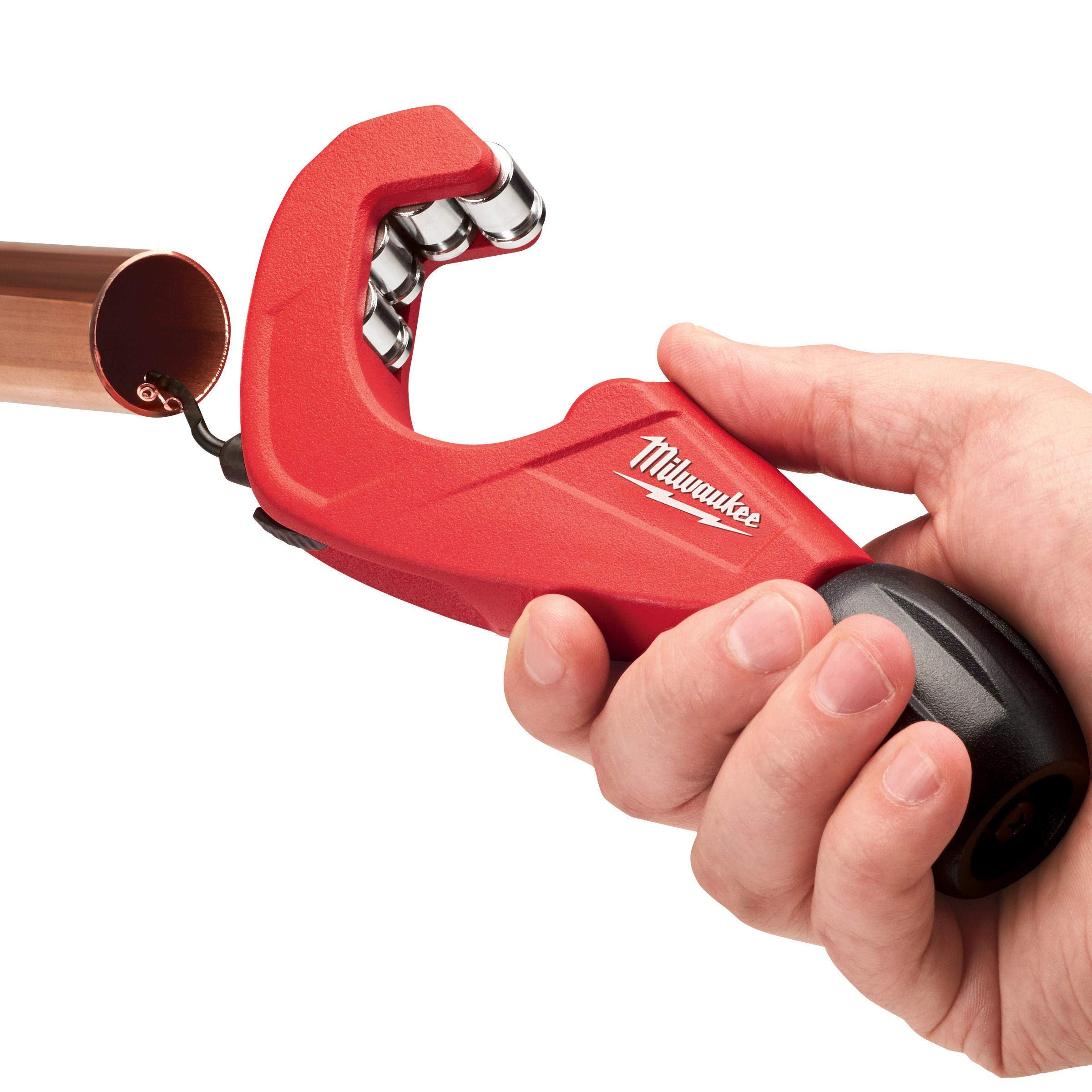 Milwaukee 48229252 Constant Swing Copper Tube Cutter 3-42mm - Professional HVAC & Plumbing Tool for Precision Pipe Cutting in Tight Spaces