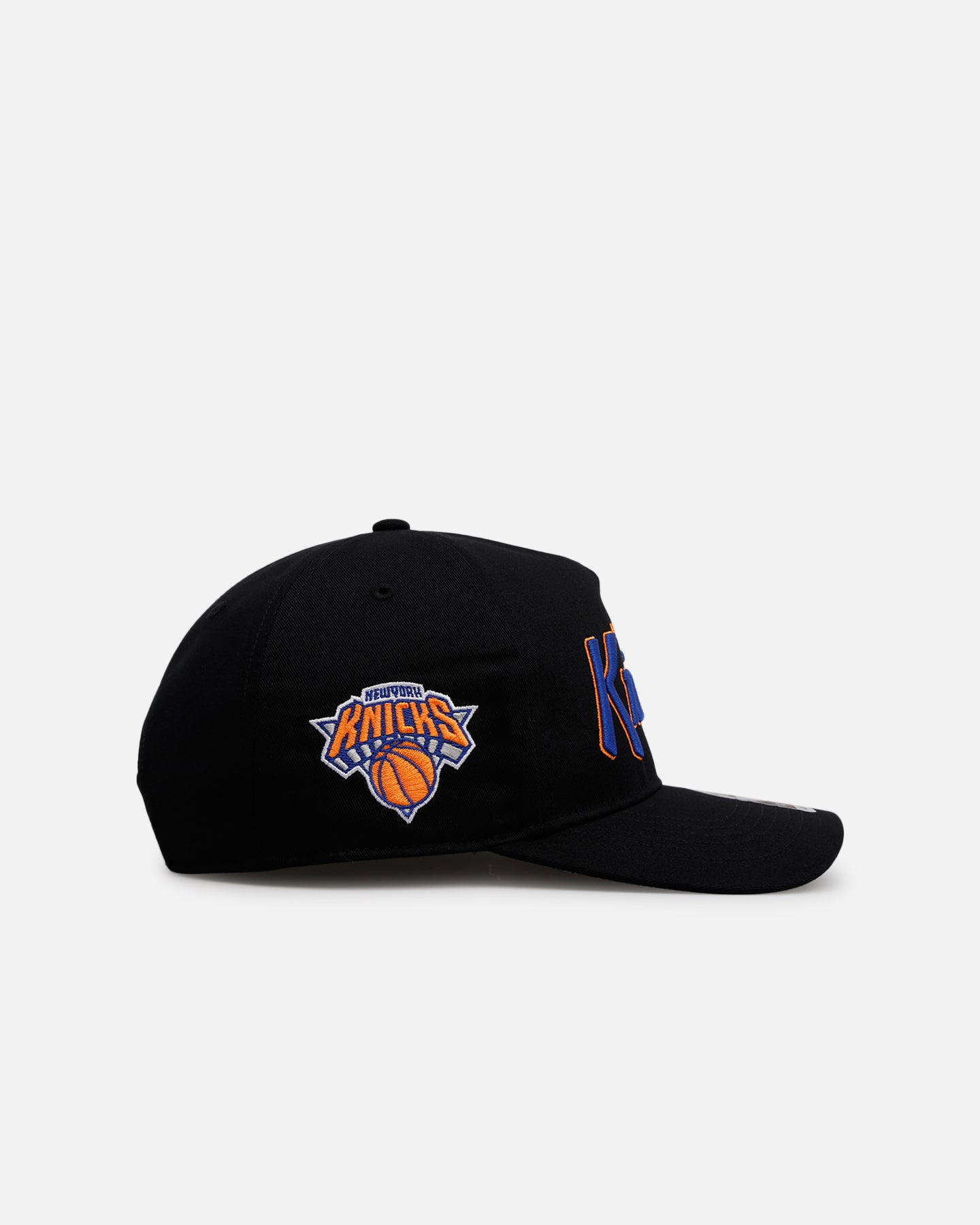 New York Knicks 'Black Dome Script' 47 Hitch Snapback Hat - Official NBA Snapback Cap for Men & Women - Perfect for Basketball Games, Streetwear Fashion & Sports Fans