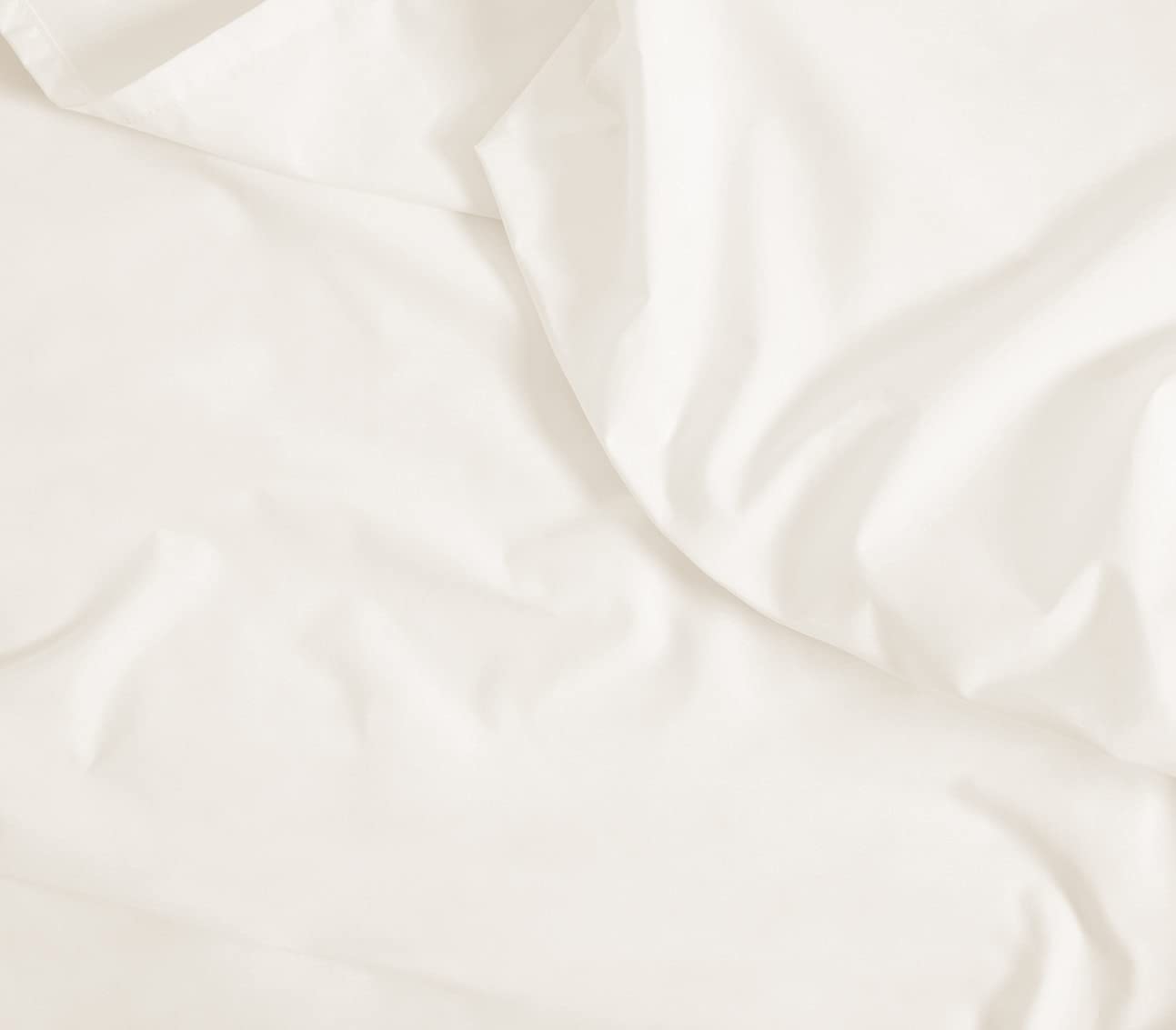 Brooklinen Luxury Sateen 3-Piece Sheet Set - 100% Cotton Queen Size Bed Sheets (1 Fitted Sheet + 2 Pillowcases) in Cream - Ultra Soft & Breathable for All-Season Comfort - Perfect for Master Bedrooms, Guest Rooms & Luxury Hotels