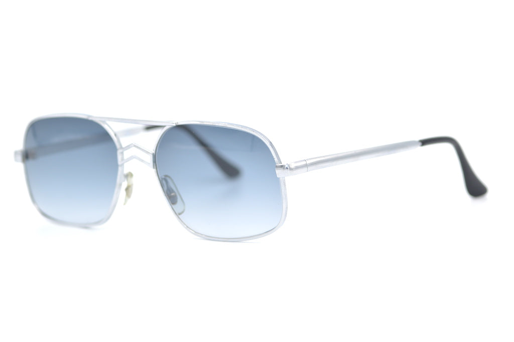 Charles - Premium Men's Fashion & Accessories | Trendy & Stylish for Work, Casual & Formal Occasions