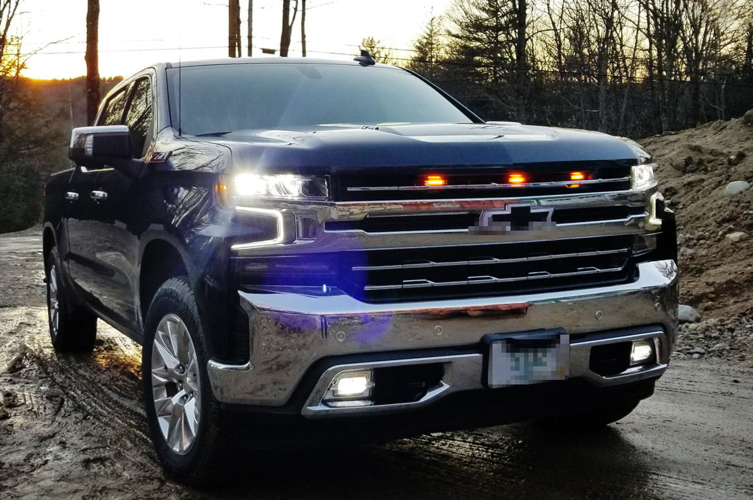 3PCS Amber LED Grille Lights with Bracket for 2019+ Chevy Silverado 1500 2500 3500 - Off-Road Truck Accessories & Night Driving Safety Lights