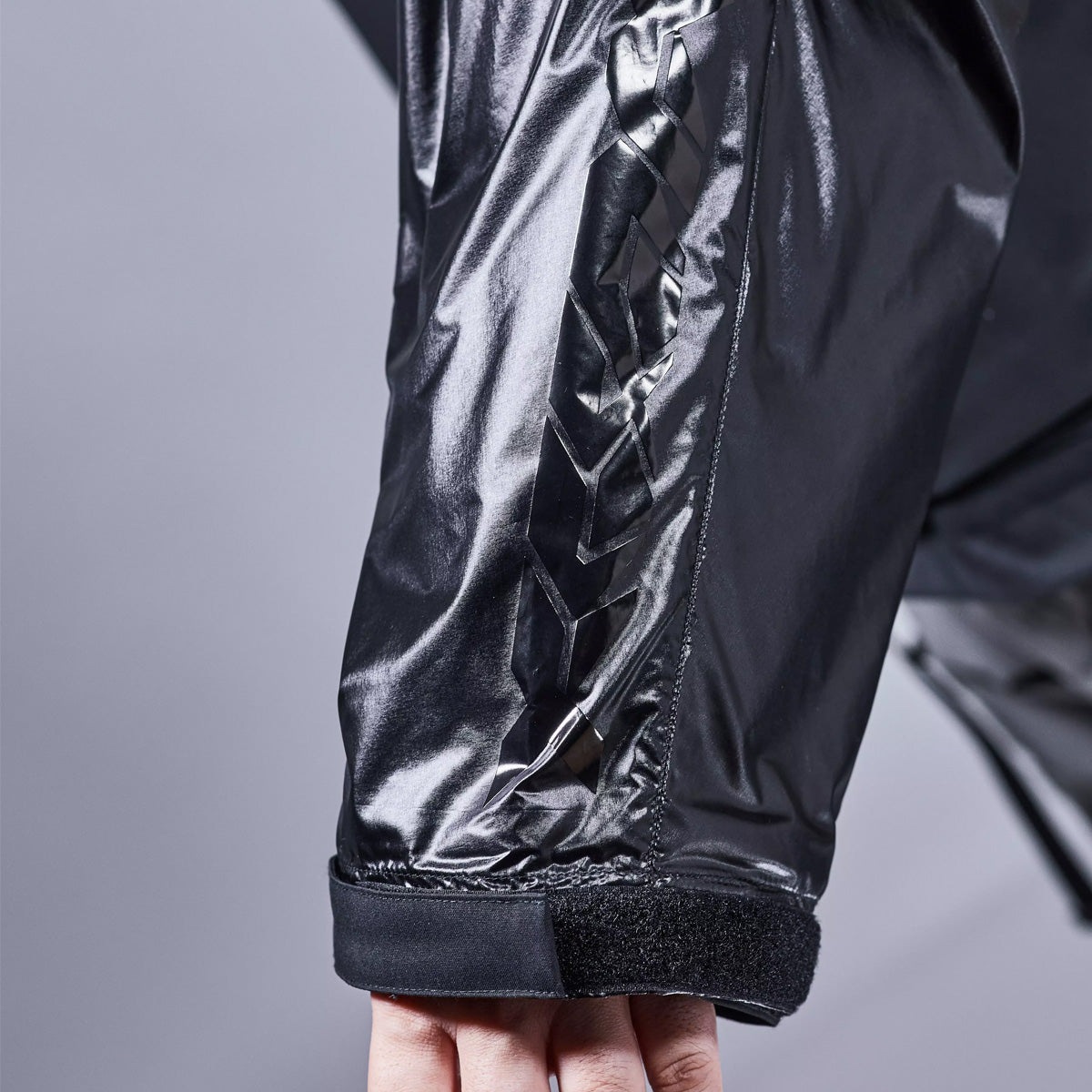 Acronym J115K E Black Jacket - Stylish & Durable Men's Outerwear for Urban Fashion & Outdoor Adventures