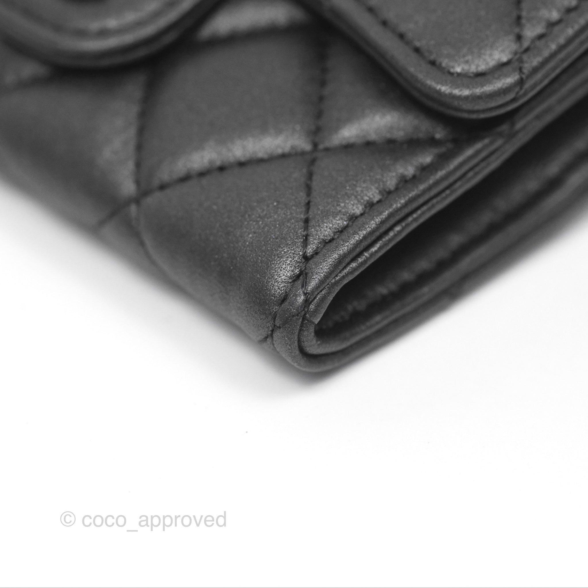Chanel Classic Flap Card Holder - Quilted Iridescent So Black Leather Wallet for Women | Luxury Credit Card Case for Everyday Use & Special Occasions