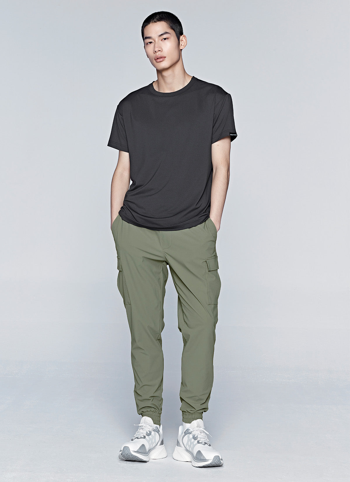Comfortable Cargo Joggers for Men & Women - Stretchable Athletic Pants with Pockets - Perfect for Running, Gym, Travel & Casual Wear
