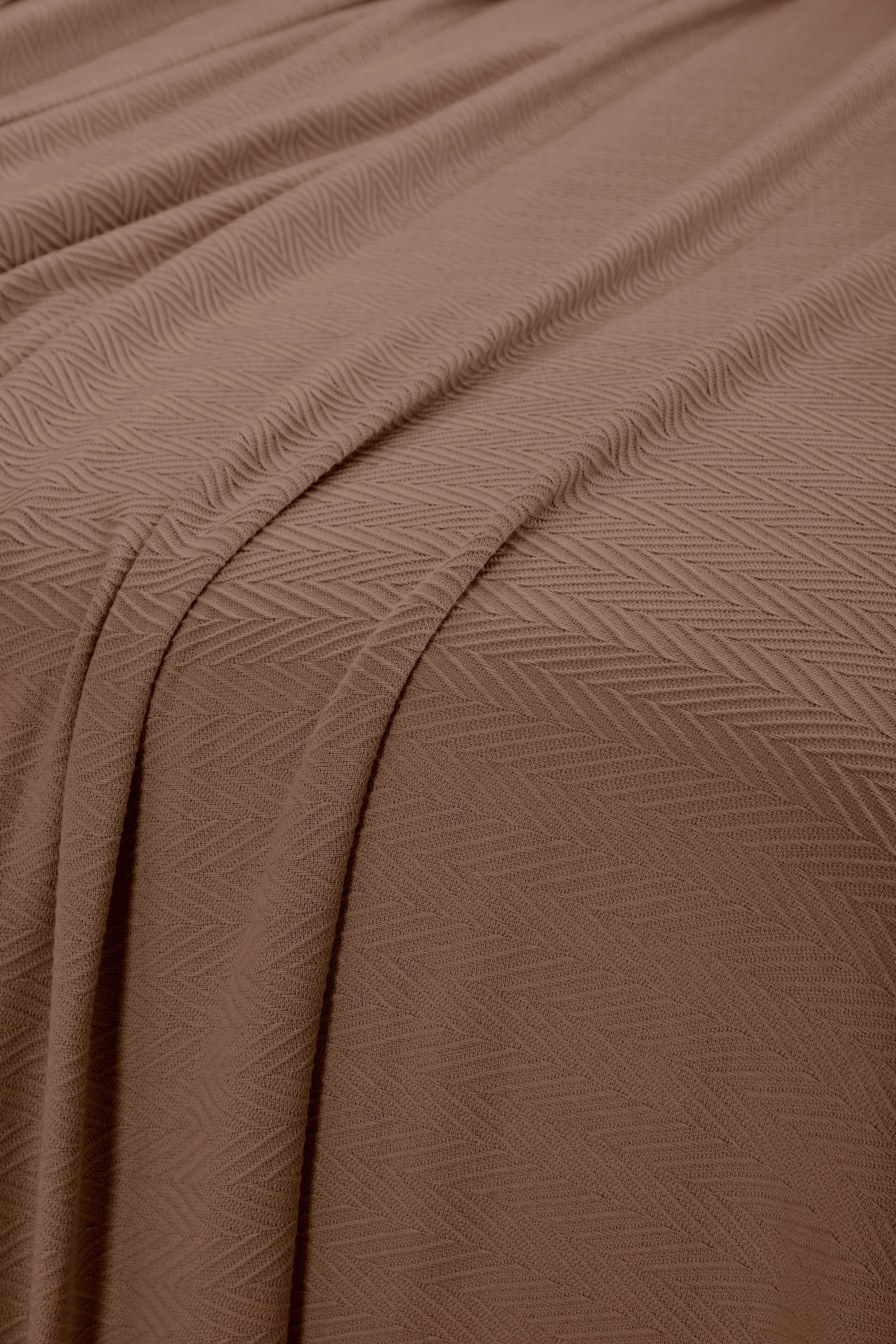 Soft All-Season Chevron Cotton Bed Blanket & Sofa Throw - Cozy Home Decor for Living Room, Bedroom, and Travel
