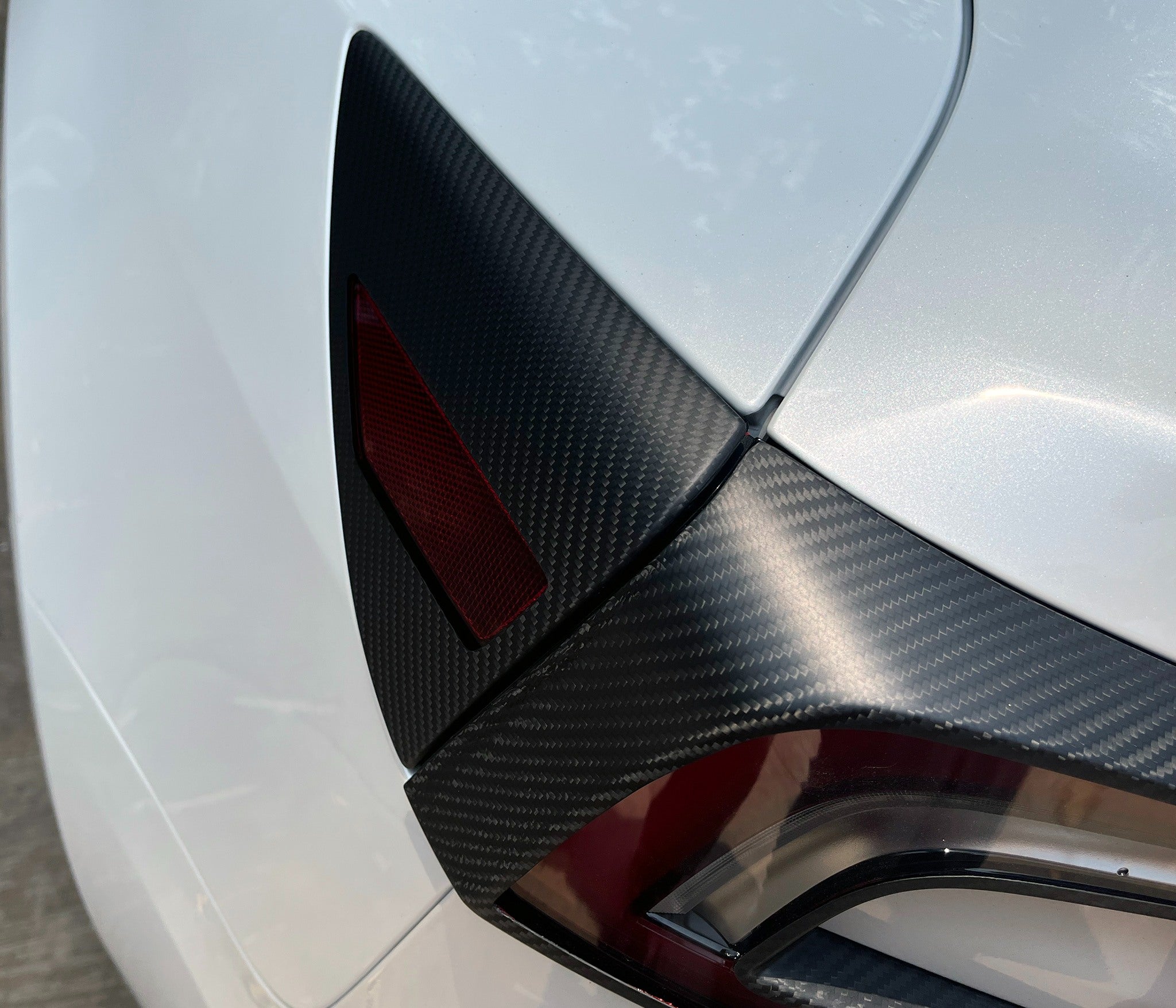 Tesla 2024+ Model 3 Highland Carbon Fiber Tail Light Accents - Sporty Rear Styling Upgrade for Enhanced Aesthetics & Performance | Perfect for Car Enthusiasts & Customization Lovers