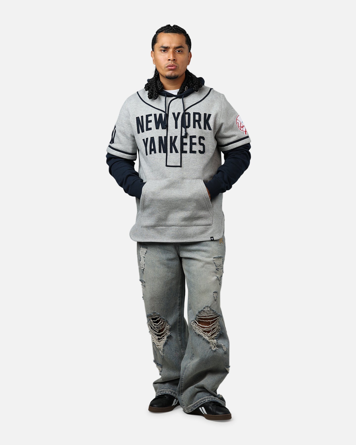 47 Brand New York Yankees Game Hoodie Grey/Navy - Men's Baseball Fan Hooded Sweatshirt for Game Day & Casual Wear