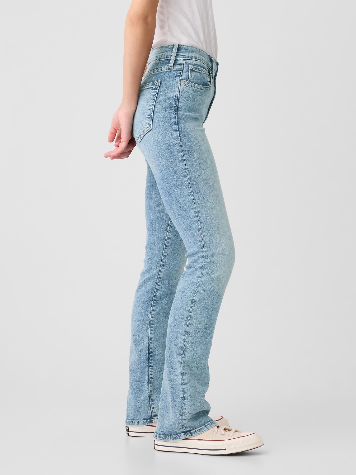 GAP Women's Baby Boot Cut Denim Jeans - Stretch Comfort Fit High Waist Vintage Blue Jeans for Casual Wear & Everyday Outfits