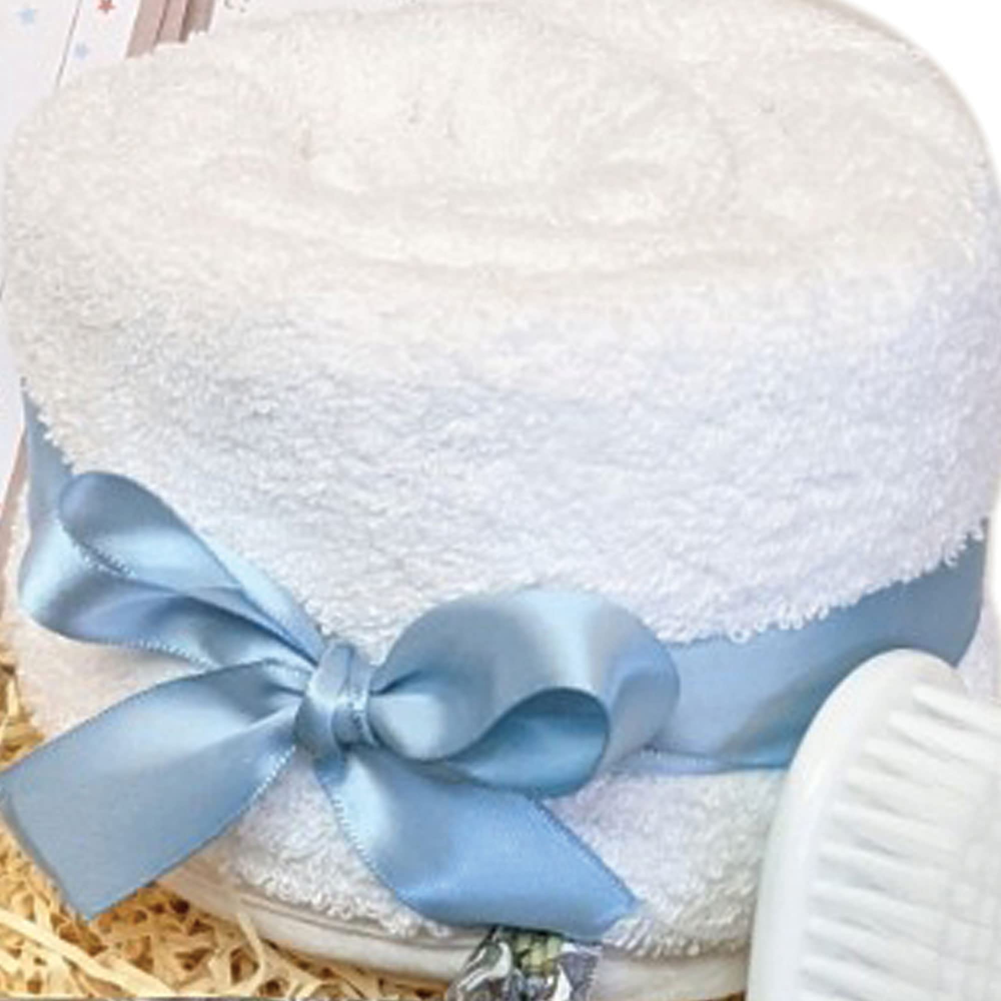 3 Tier Nappy Cake Set - Newborn Baby Boy Gift Keepsake with 9 Pieces (Giraffe, Socks, Baby Towel, Muslins, Plaque) - Perfect Baby Shower & Maternity Gift for Mom to Be - Ideal for Newborn Photo Props, Nursery Decor and Special Occasion Gifting