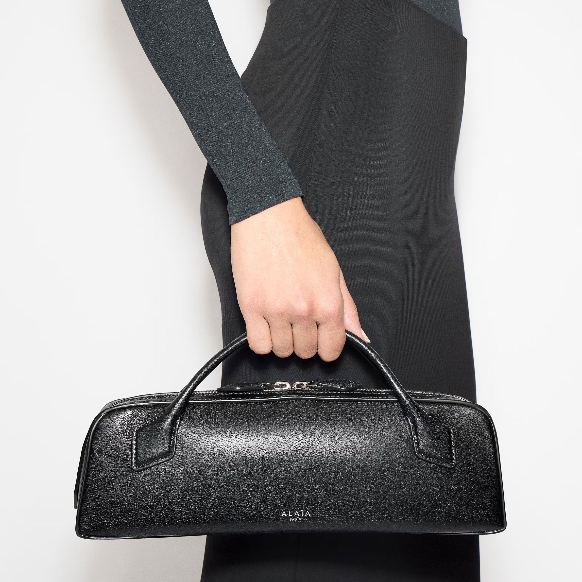Le Teckel Clutch Goat Leather Handbag - Black Crossbody Purse for Women | Fashionable Evening Bag for Parties, Dates & Special Occasions