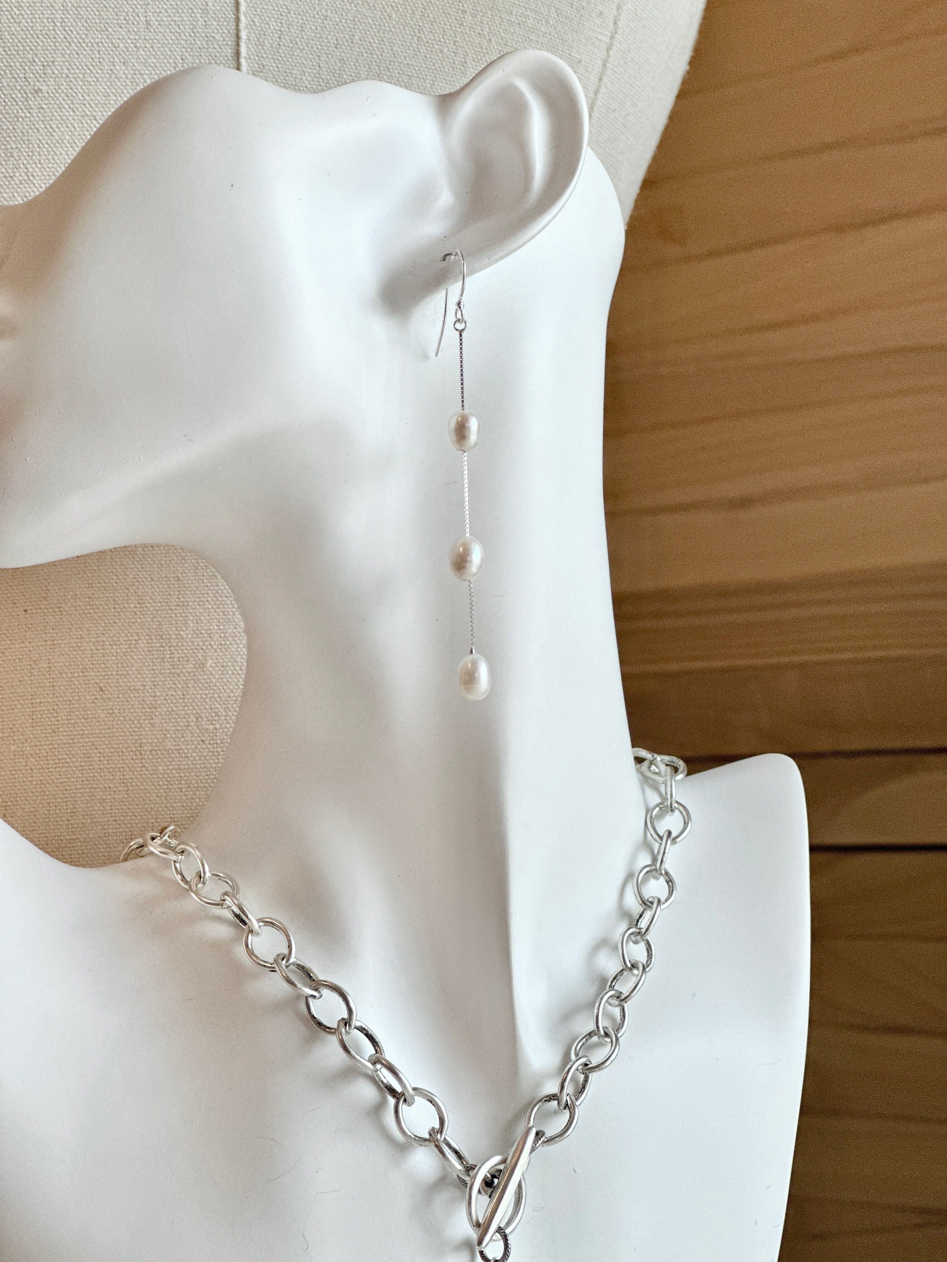 Elegant Pearl Dangle Earrings for Women - Freshwater Cultured Pearls, Hypoallergenic Hooks, Perfect for Weddings, Parties & Special Occasions
