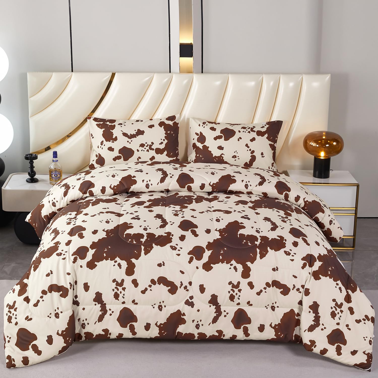 PERFEMET 3-Piece Cow Print Queen Comforter Set - Brown & Beige Farmhouse Western Bedding for Teens, Boys & Girls - Soft & Cozy Queen Size Comforter for Bedroom Decor (Beige, Queen) - Perfect for Farmhouse, Western or Rustic Themed Rooms