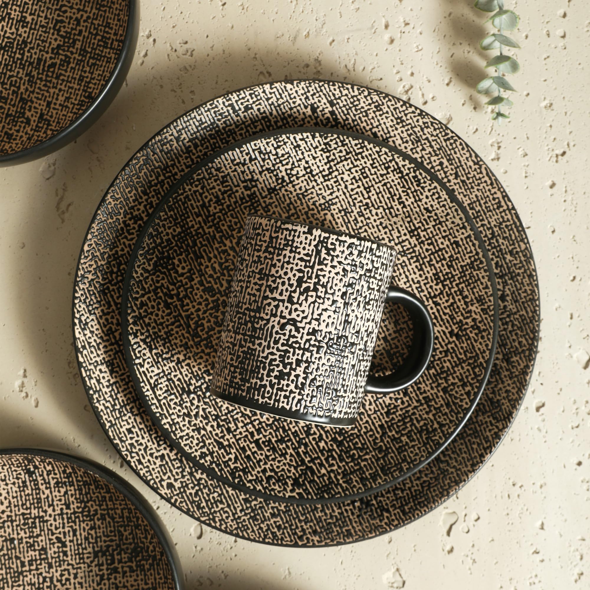 Sophie Rustic Stoneware Dinnerware Set for 4 - 16 Piece Brown & White Textured Plates & Bowls - Durable Stone Lain Ceramic for Farmhouse Dining, Family Meals & Entertaining