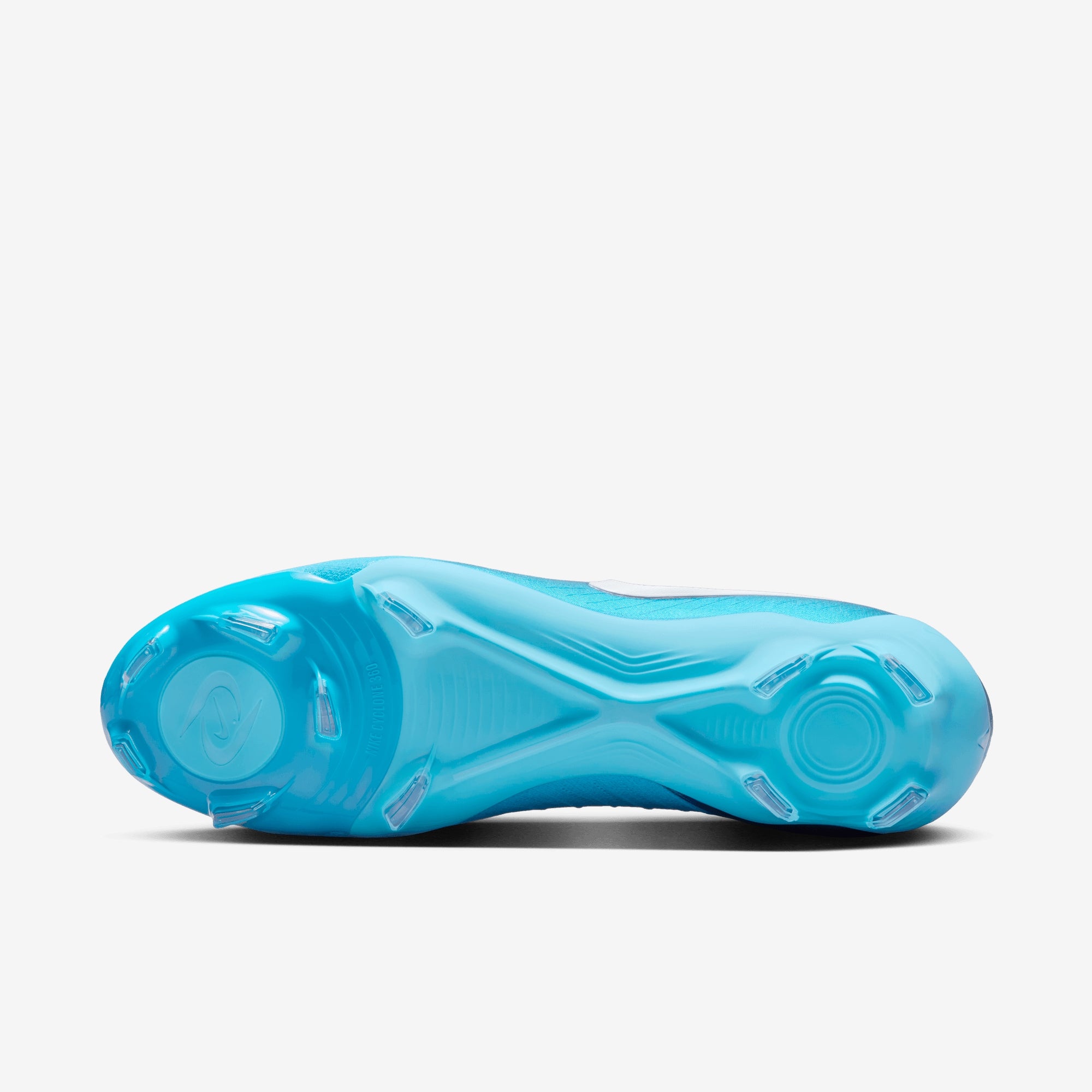 Nike Phantom Luna 2 Pro FG Soccer Cleats - Lightweight Football Shoes for Men with Dynamic Fit Collar - Perfect for Turf, Artificial Grass & Firm Ground Matches