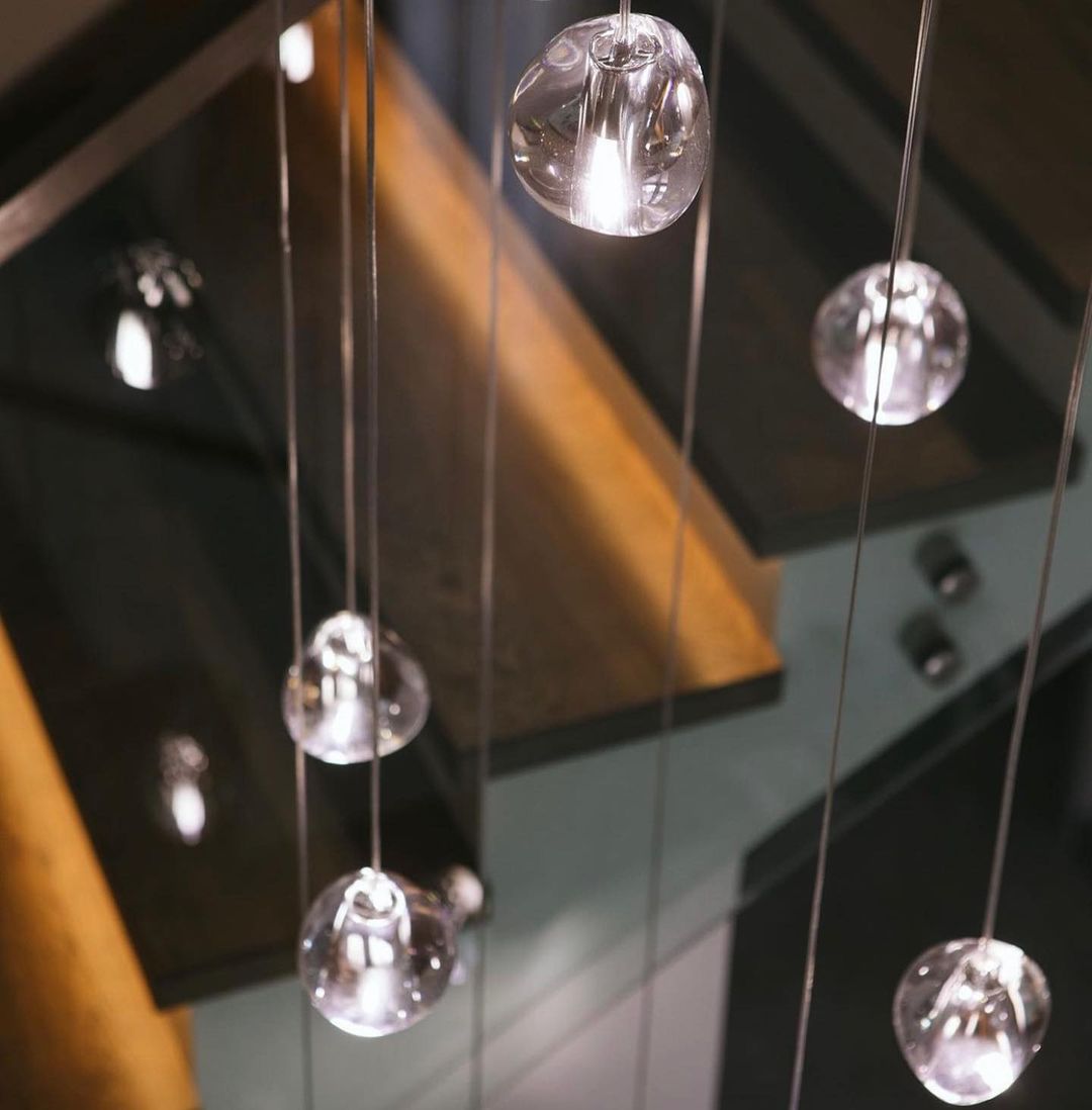 Elegant Crystal Pendant Light - Modern Chandelier for Dining Room, Bedroom & Living Room Decor - Dimmable LED Hanging Lamp for Home & Office Lighting