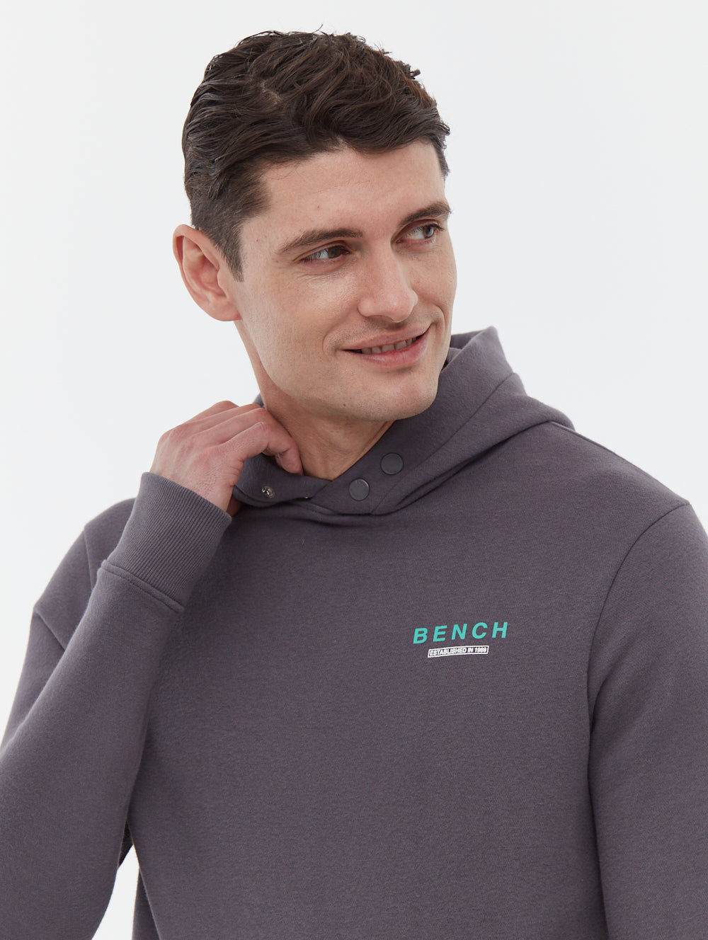 Manti Graphic Hoodie for Men & Women - Stylish Pullover Sweatshirt with Cool Print - Perfect for Casual Wear, Street Fashion & Outdoor Activities