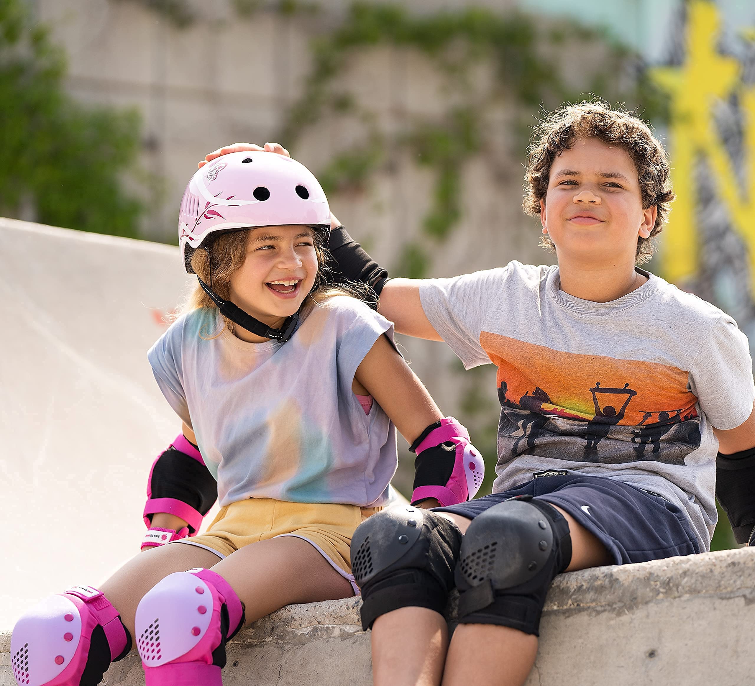 SKATEWIZ Kids & Adults Skateboard Protective Gear Set - 6pc Roller Skating Pads (Elbow Pads, Knee Pads, Wrist Guards) for Skateboarding, Roller Derby & Inline Skating - Safety Equipment for Beginners & Pros